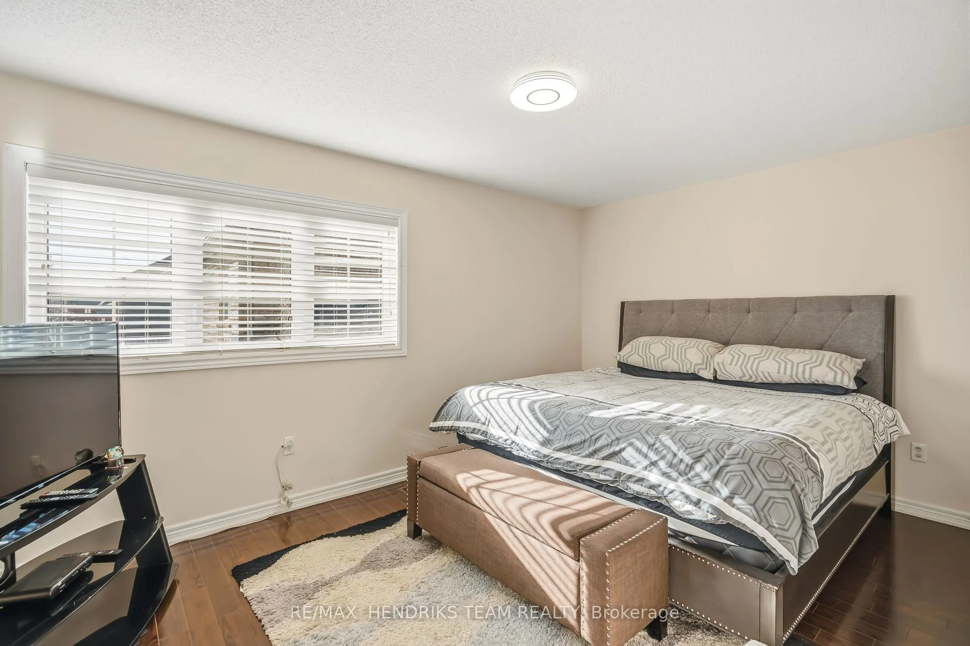 11 Keith Crescent