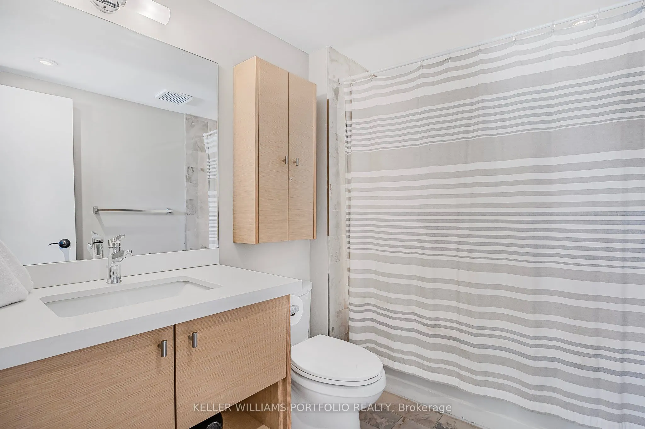 796404 Grey 19 Road #107