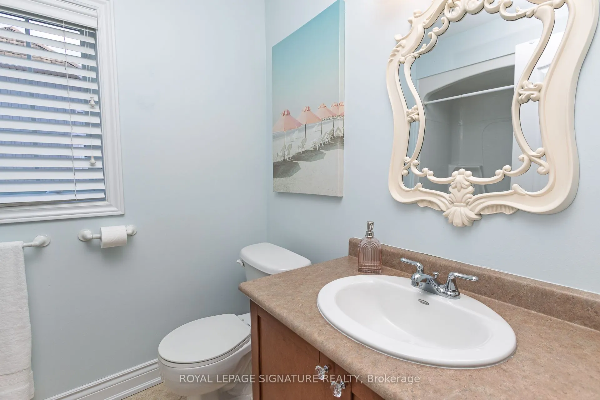 300 D'arcy Street #106