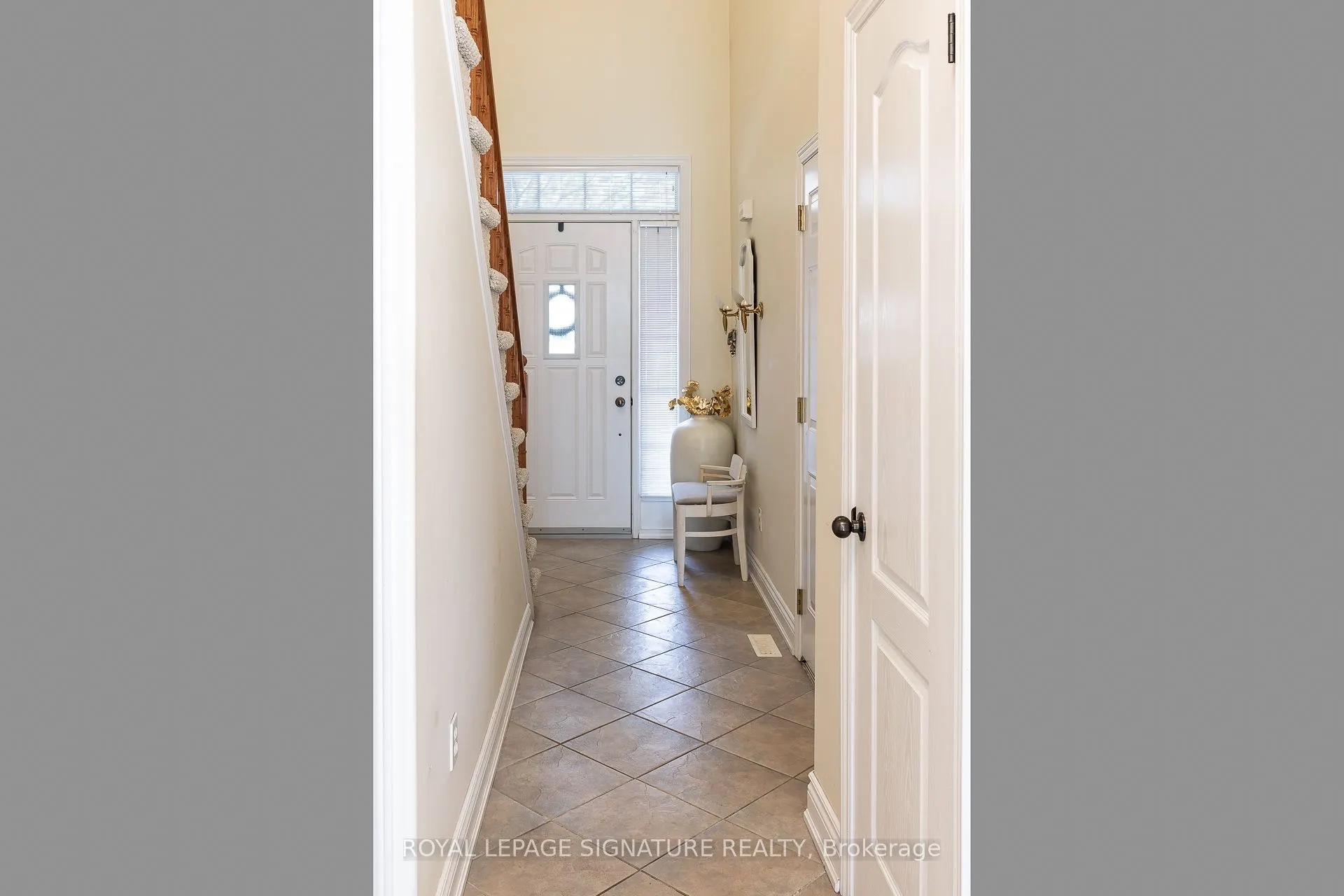 300 D'arcy Street #106