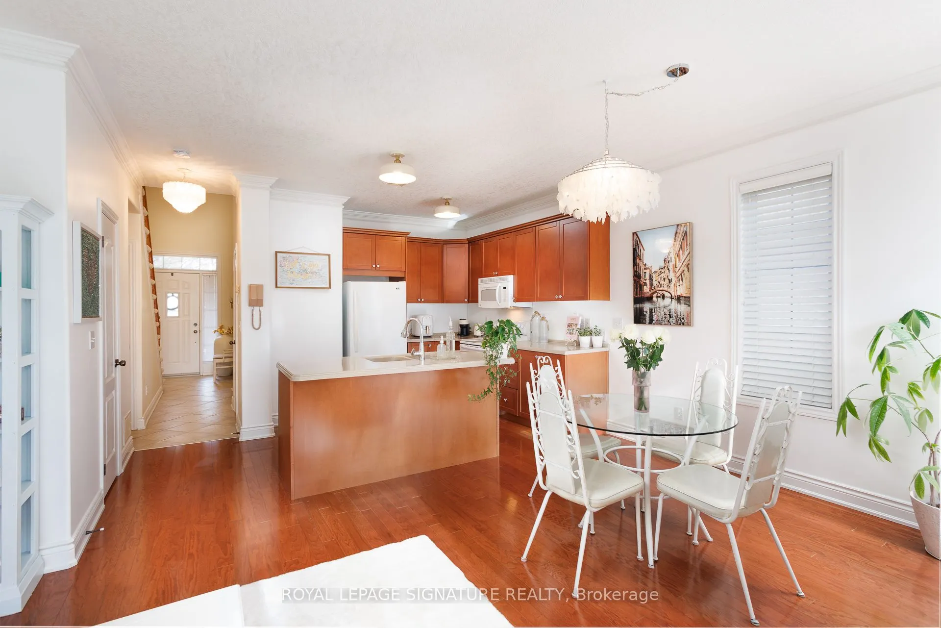 300 D'arcy Street #106
