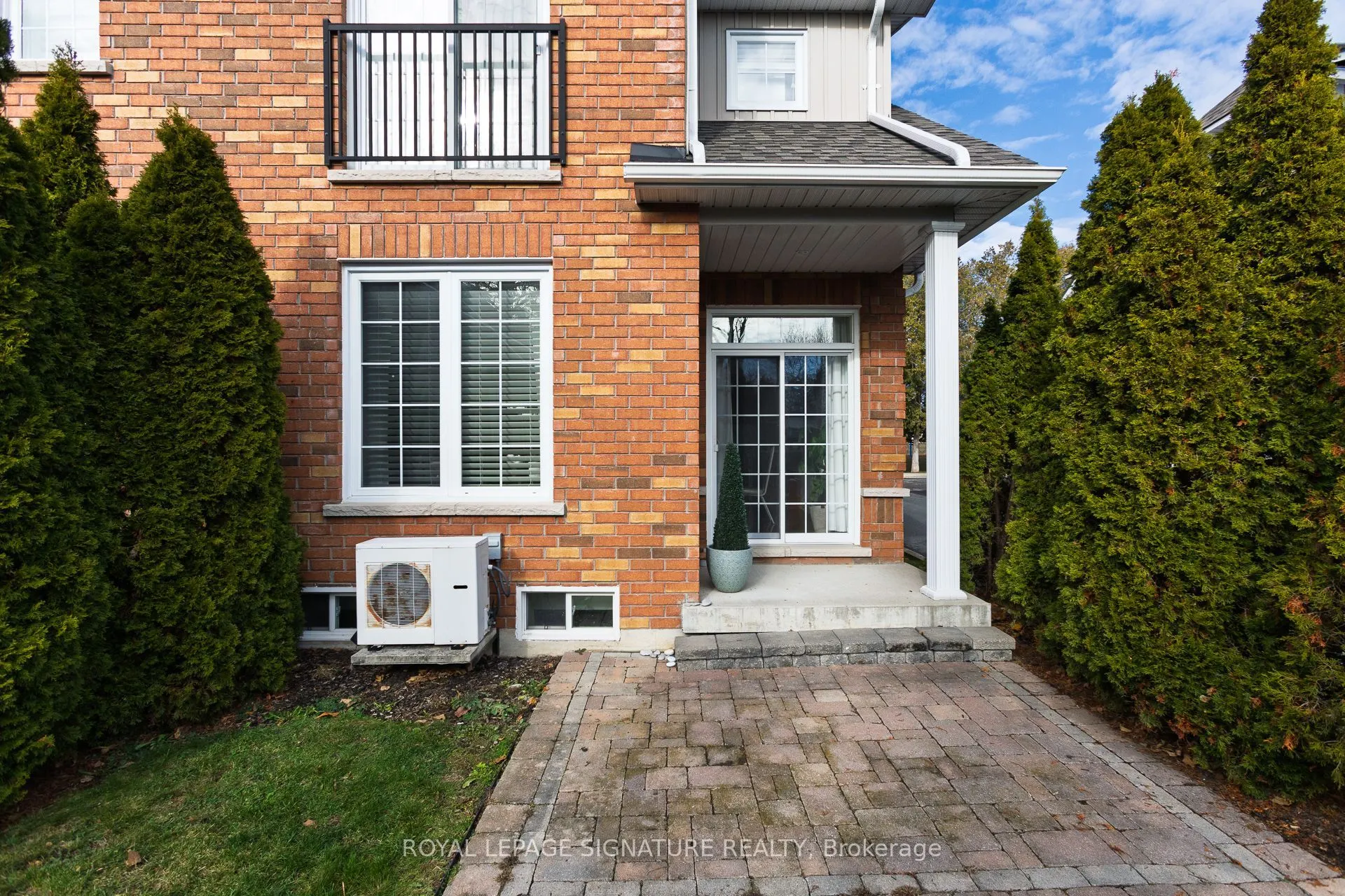 300 D'arcy Street #106