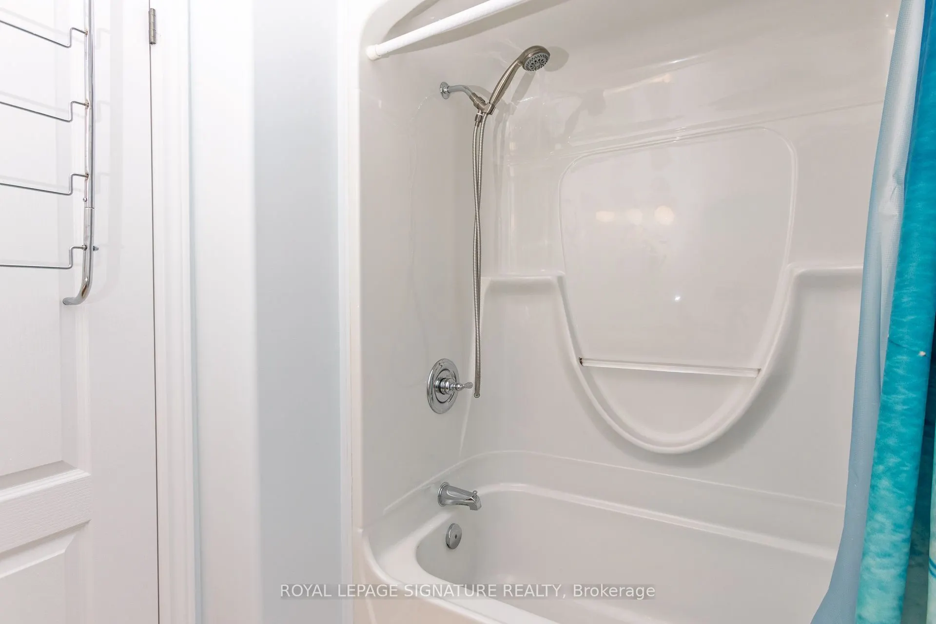300 D'arcy Street #106