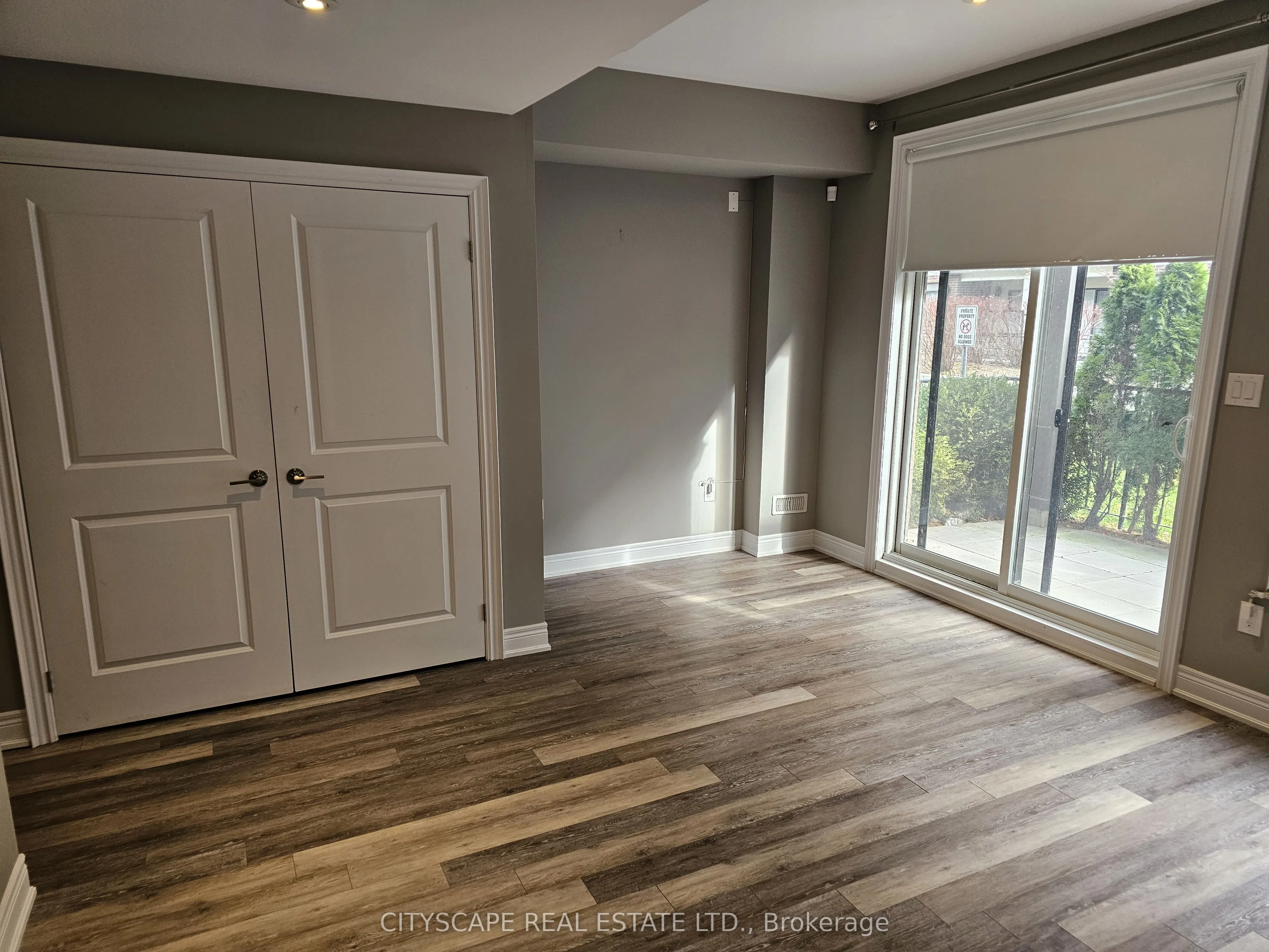 16 Waterview Lane