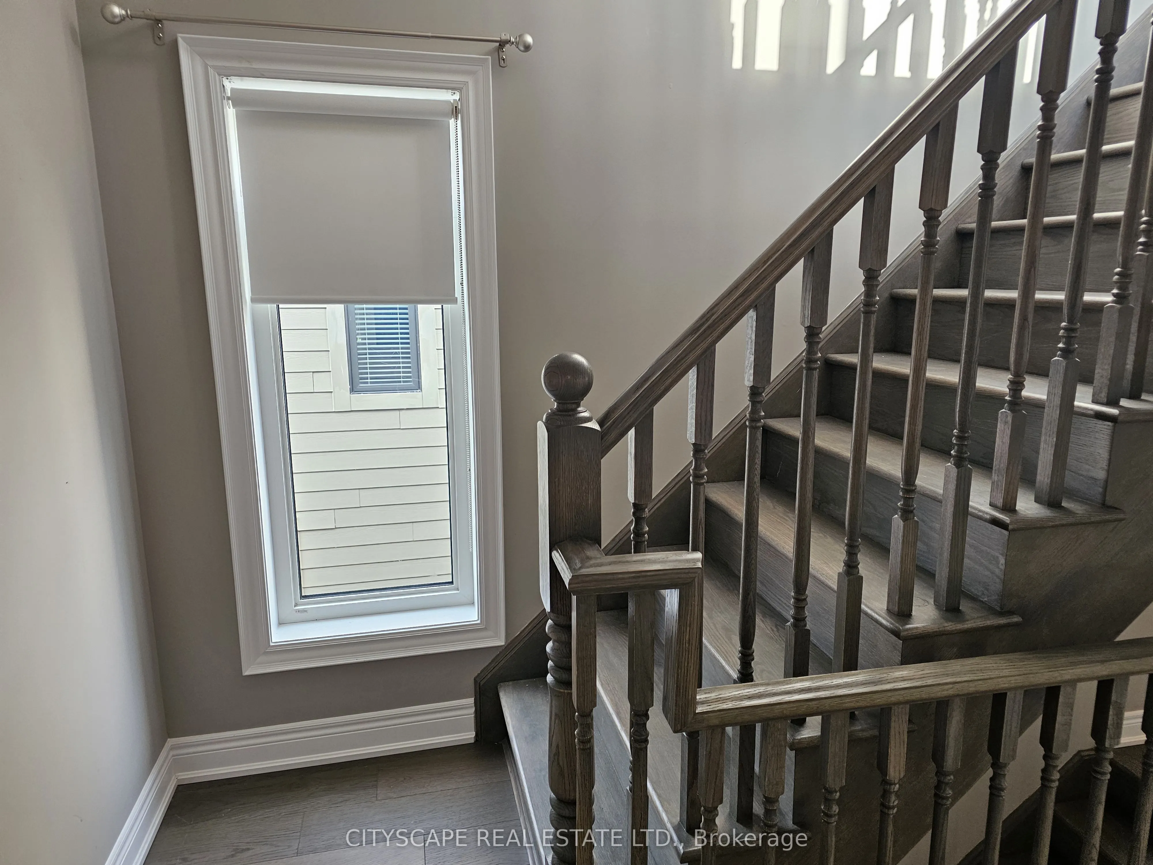16 Waterview Lane