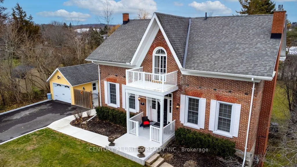 33 Bridge Street S
