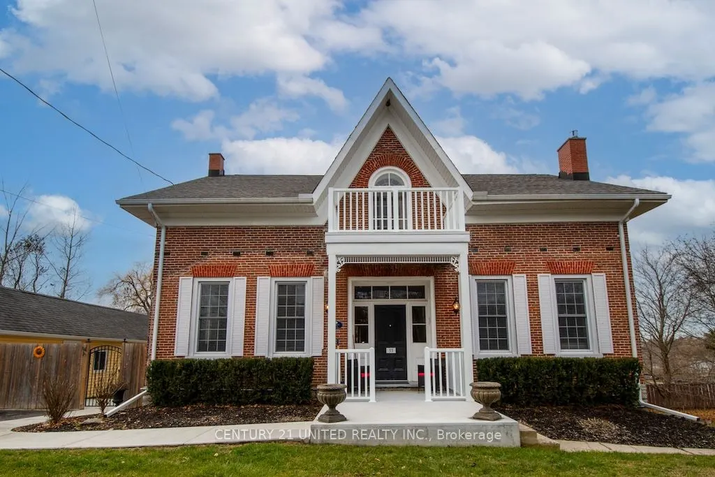 33 Bridge Street S