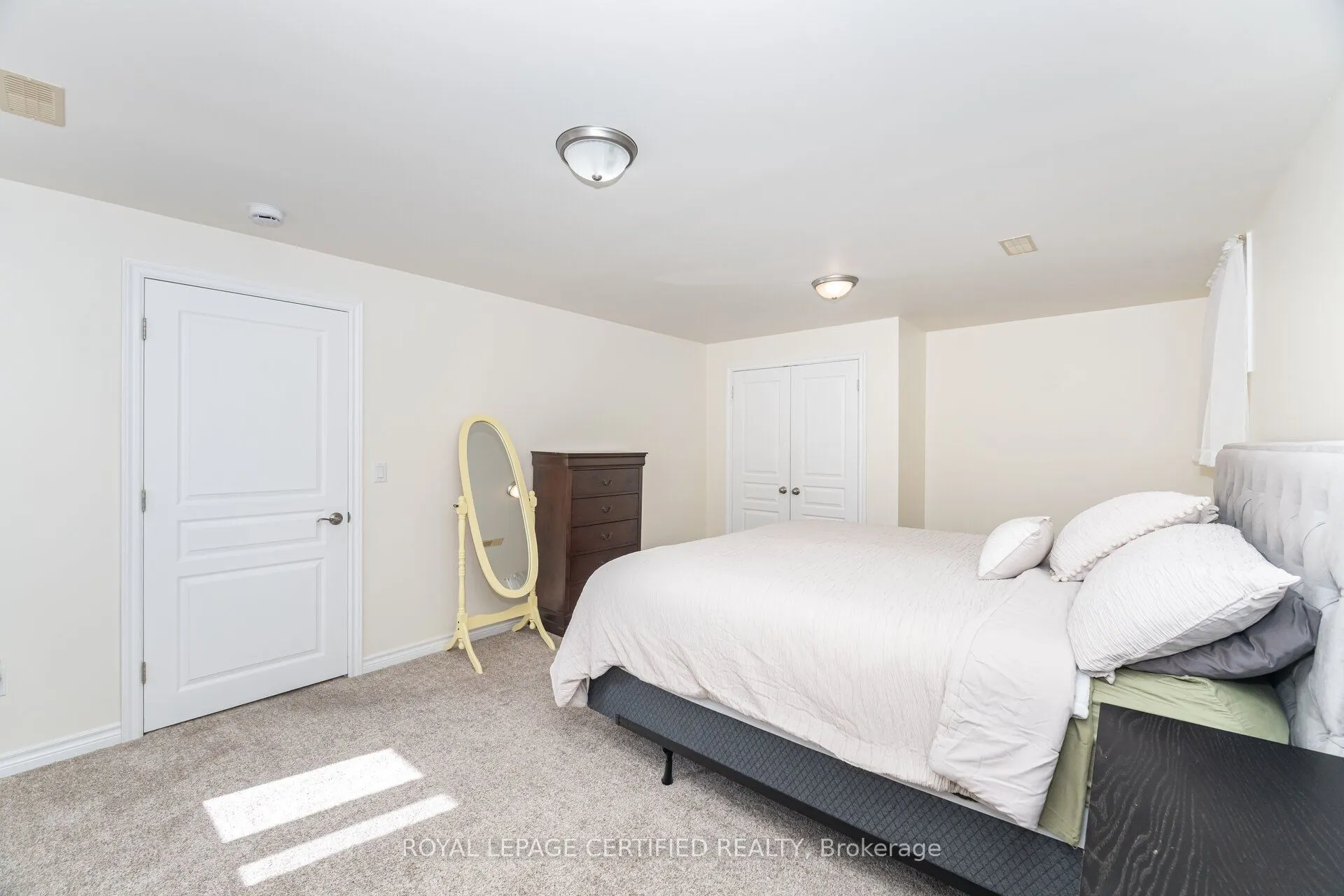 200 Kingfisher Drive #158