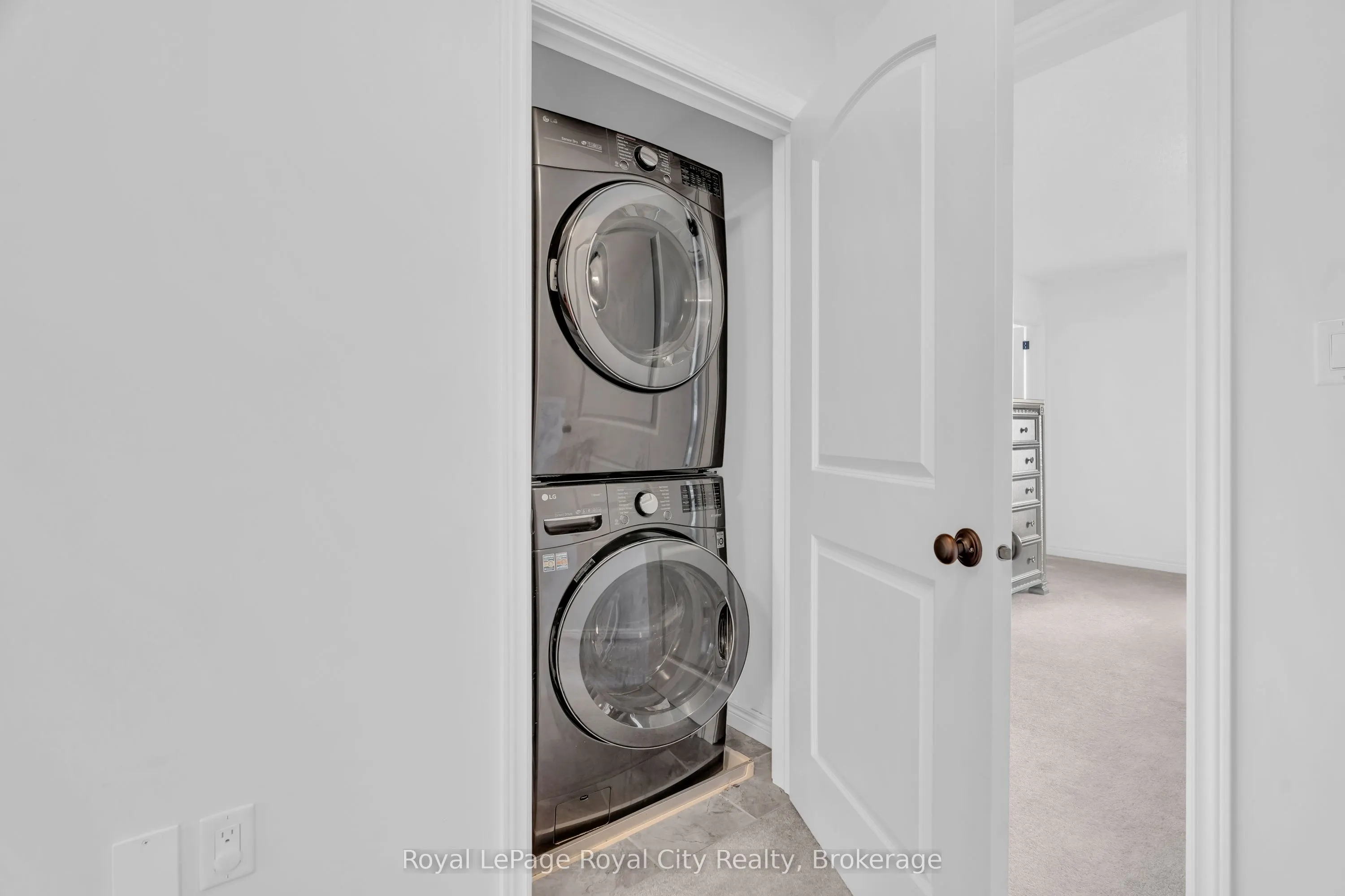 269 Watson Parkway N #7