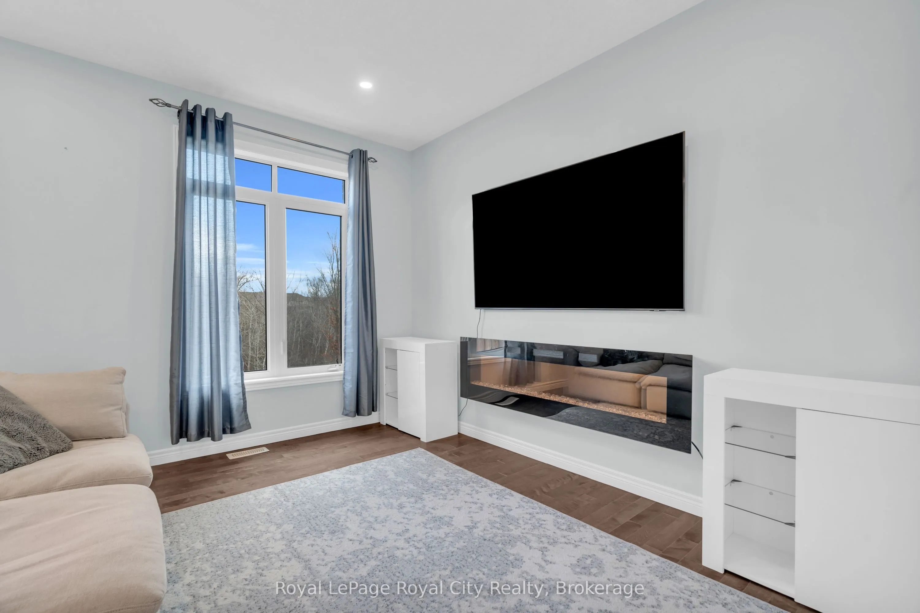 269 Watson Parkway N #7