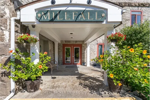 1 Rosamond Street E #106