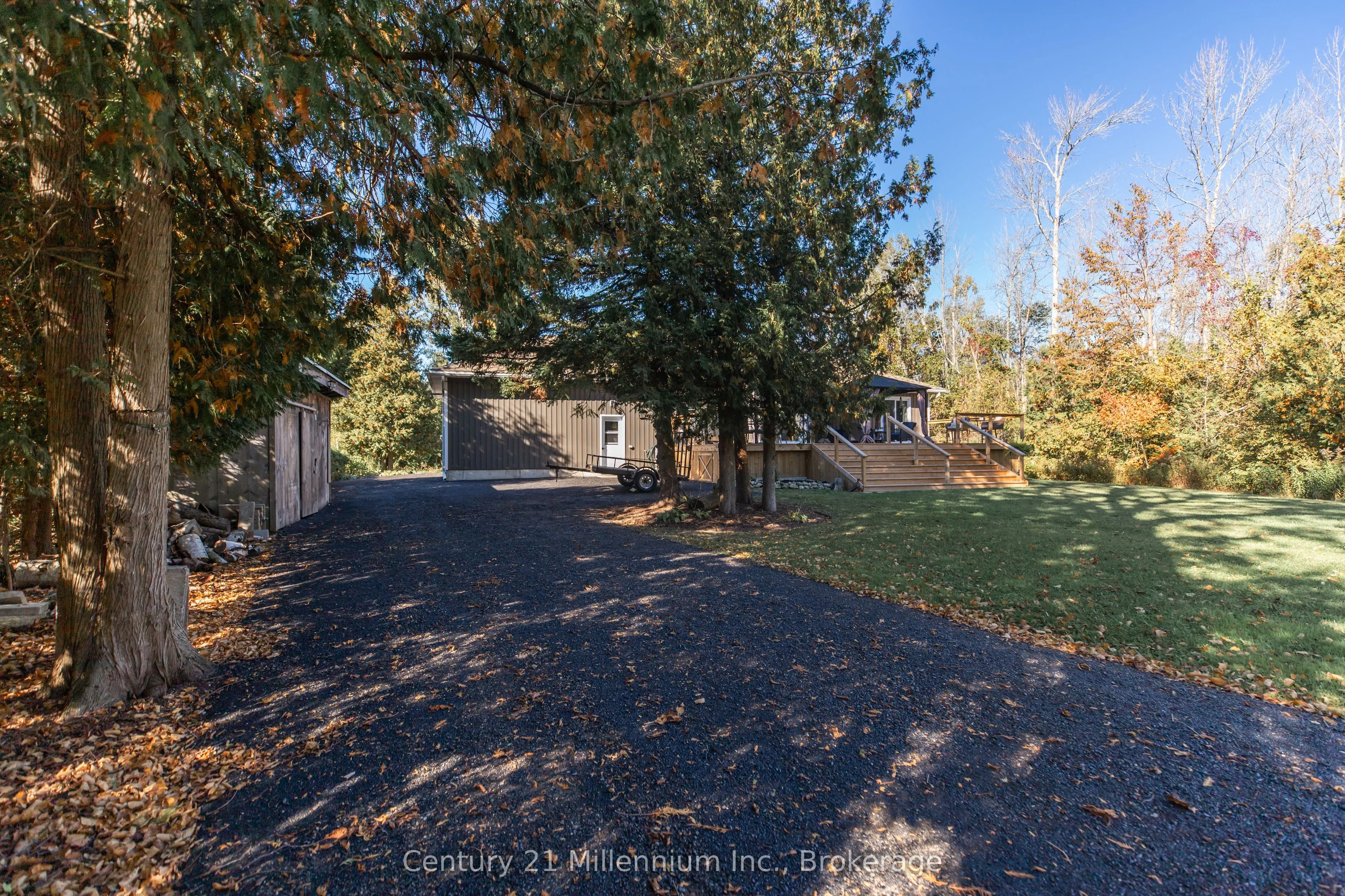 23 Pierce Street N
