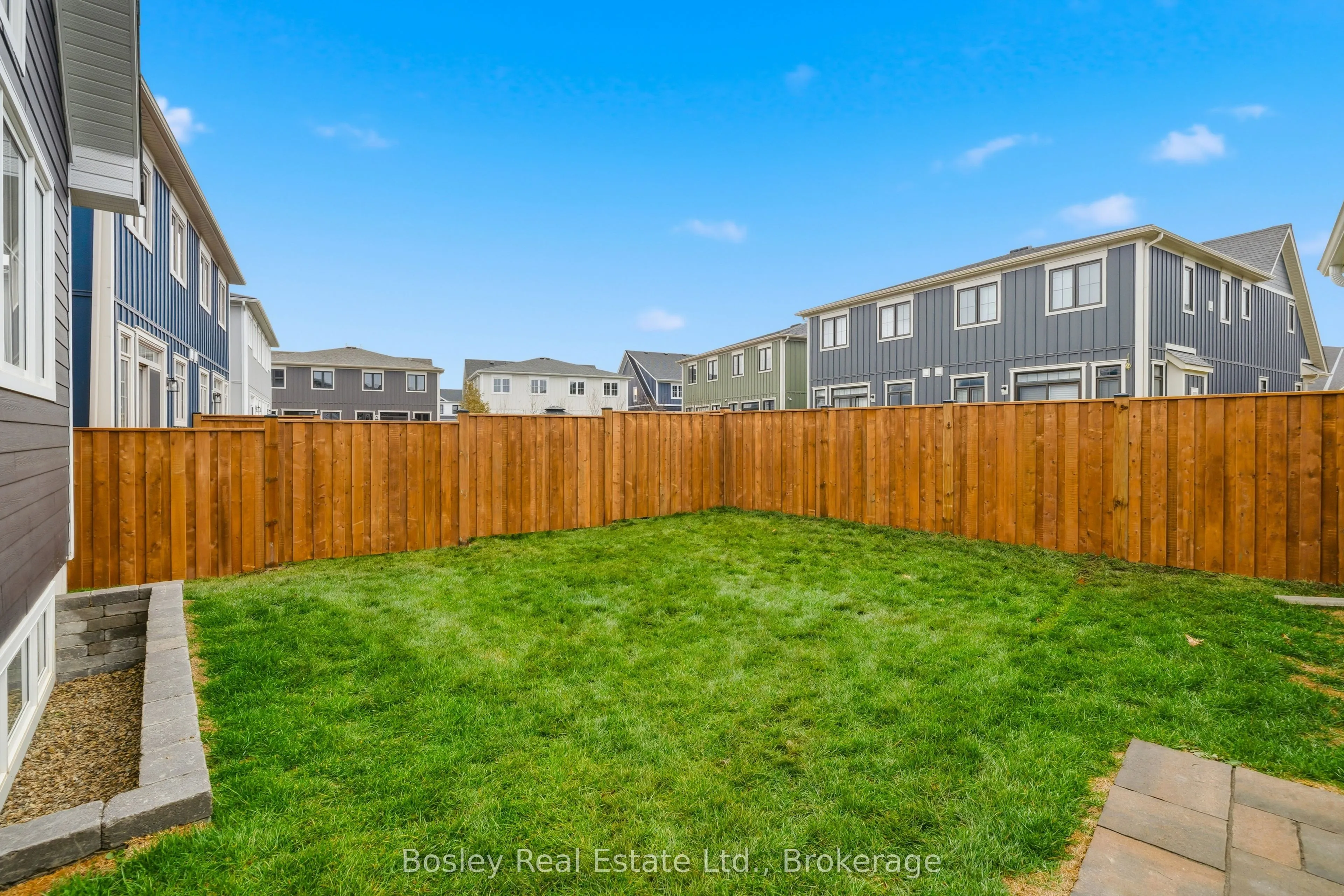 163 SUGAR MAPLE Street