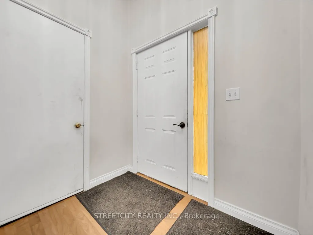 125 Stonyburn Crescent