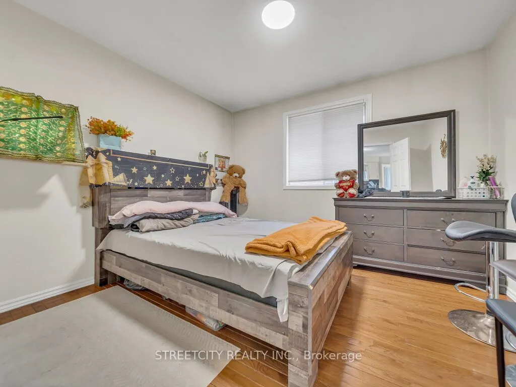125 Stonyburn Crescent