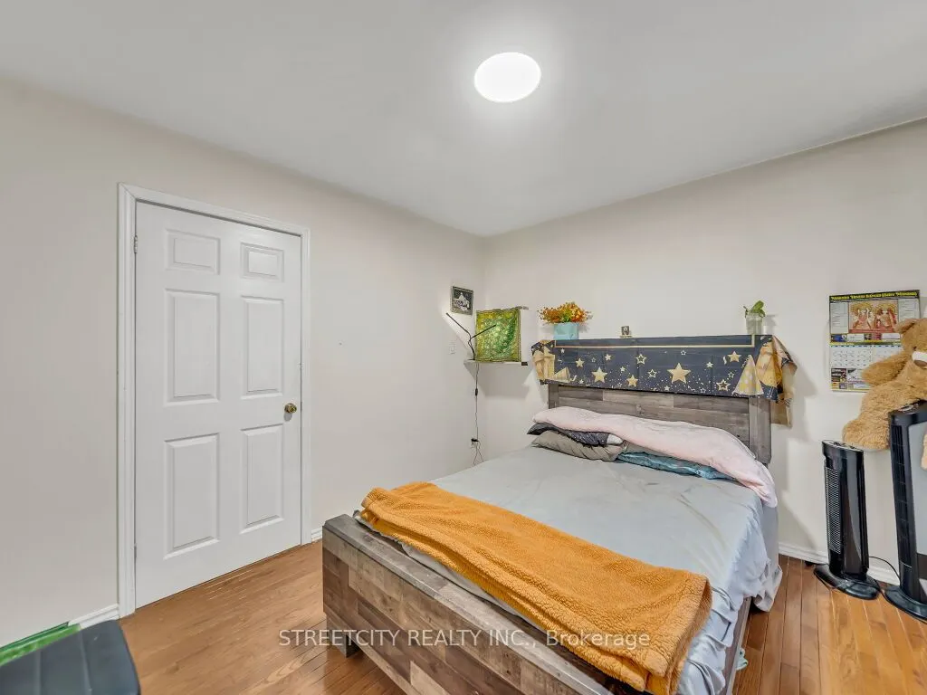 125 Stonyburn Crescent