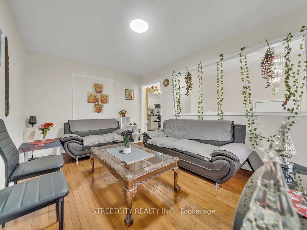 125 Stonyburn Crescent
