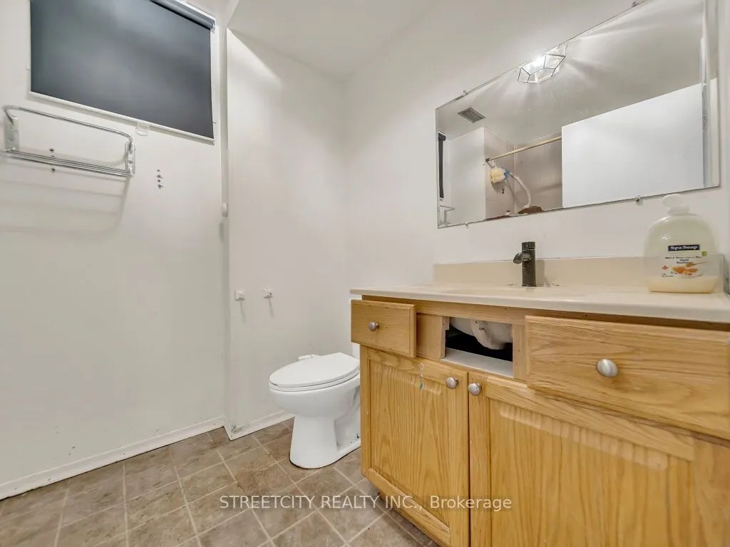 125 Stonyburn Crescent