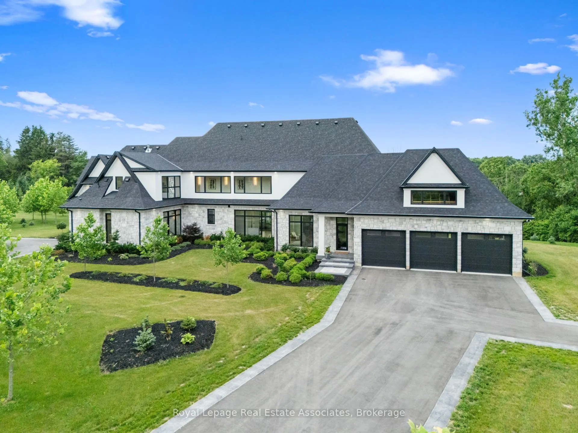 2 River Road