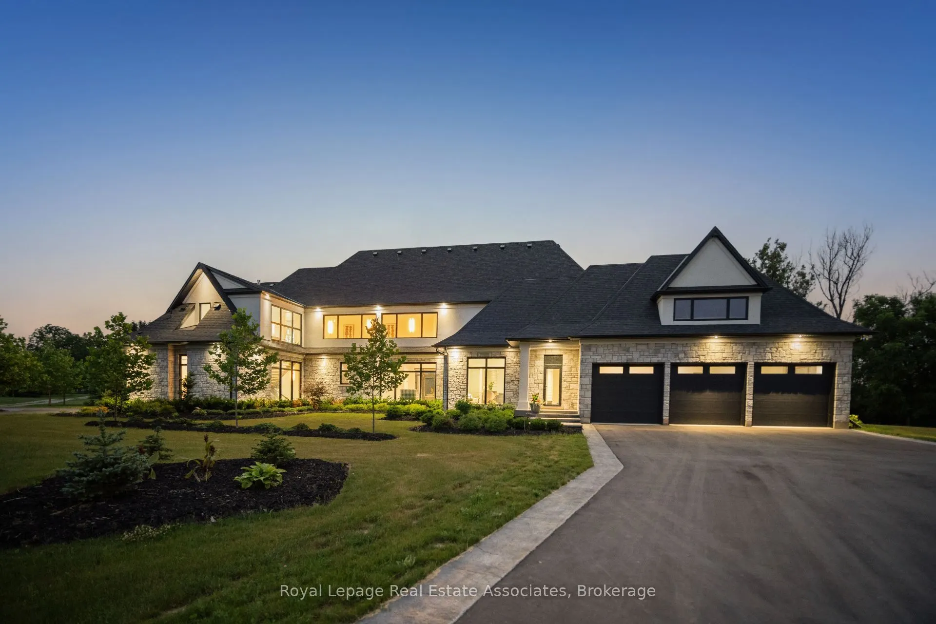 2 River Road