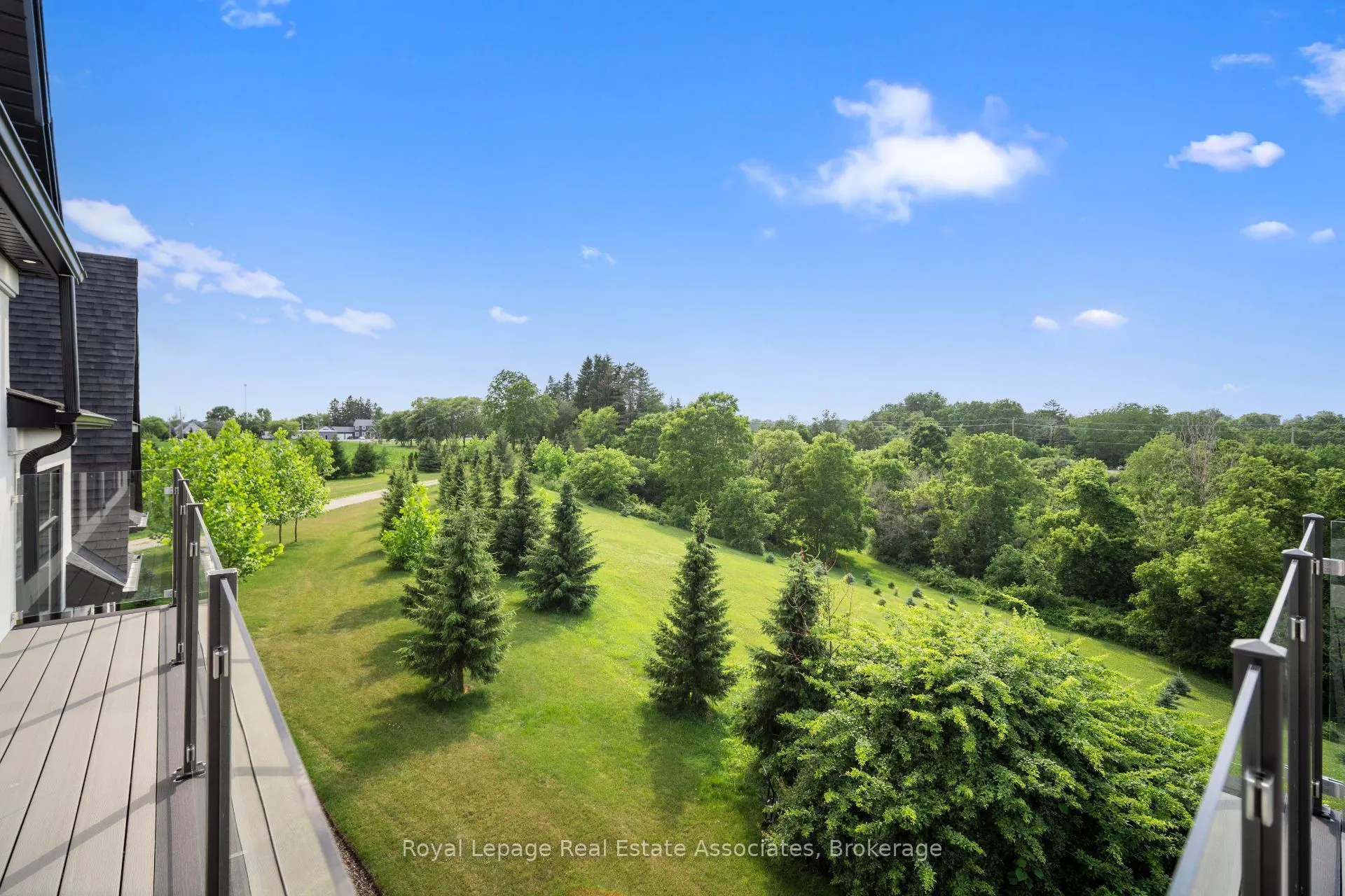 2 River Road
