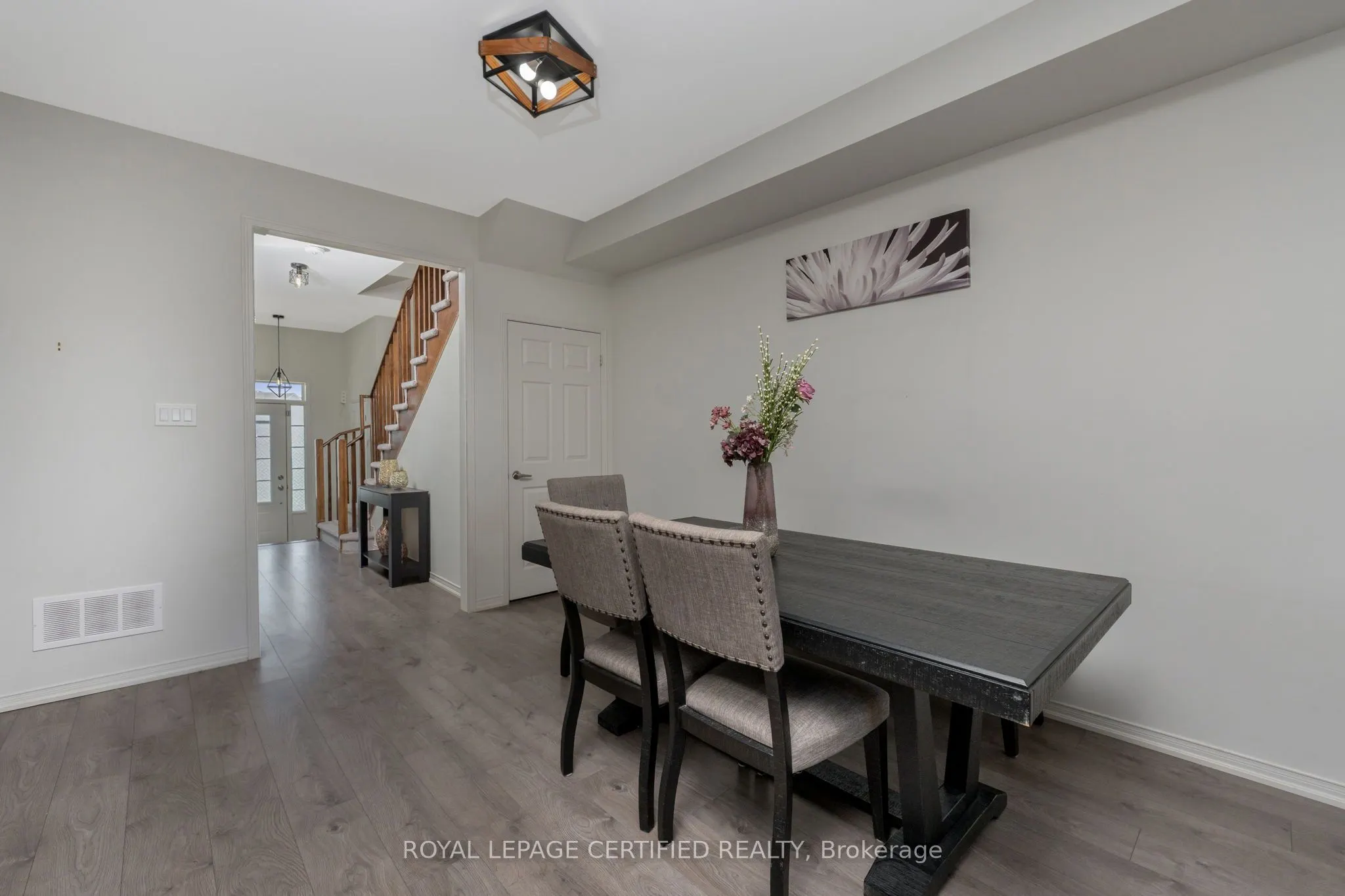 25 Elliot Street E #2