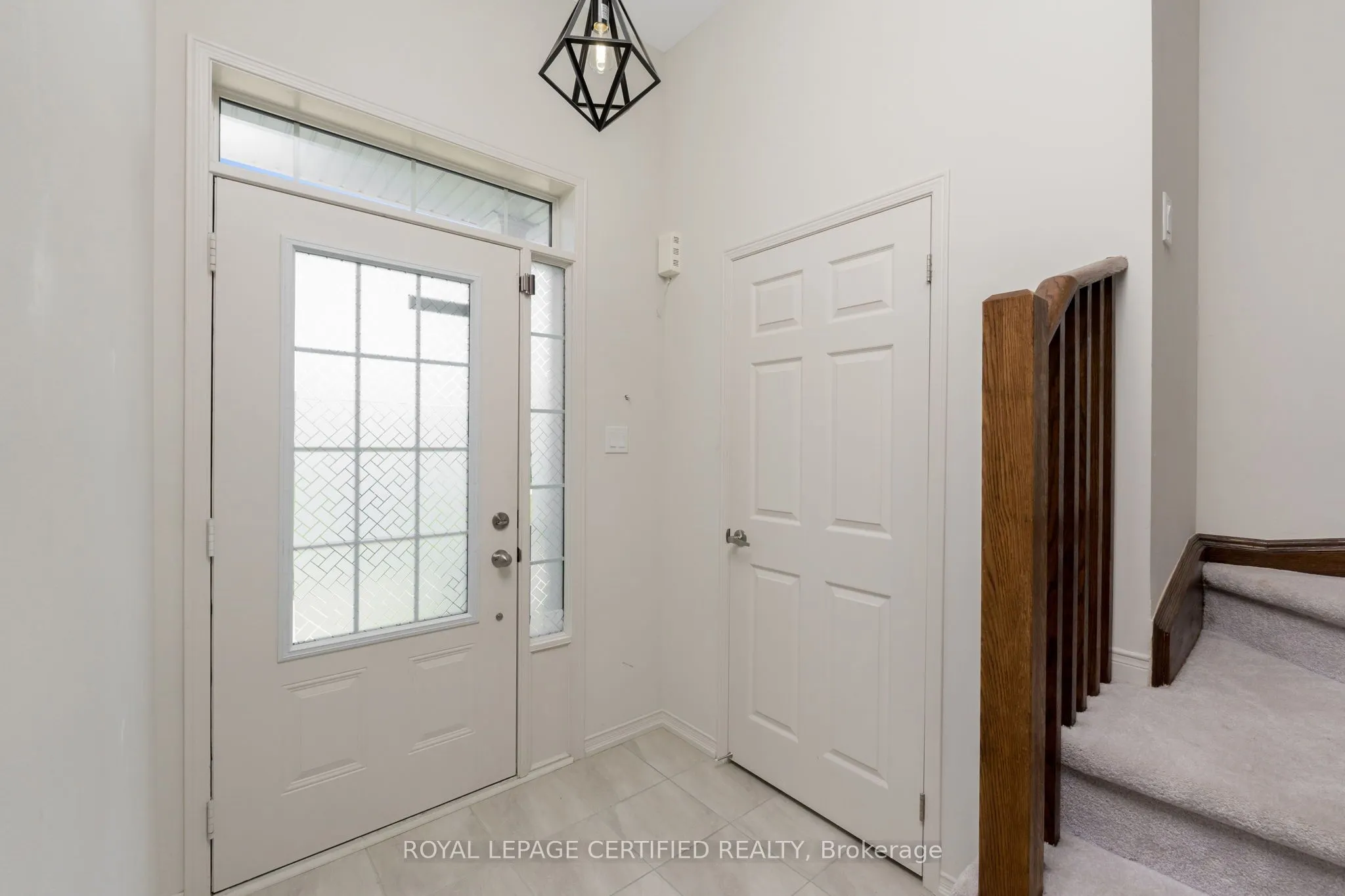 25 Elliot Street E #2