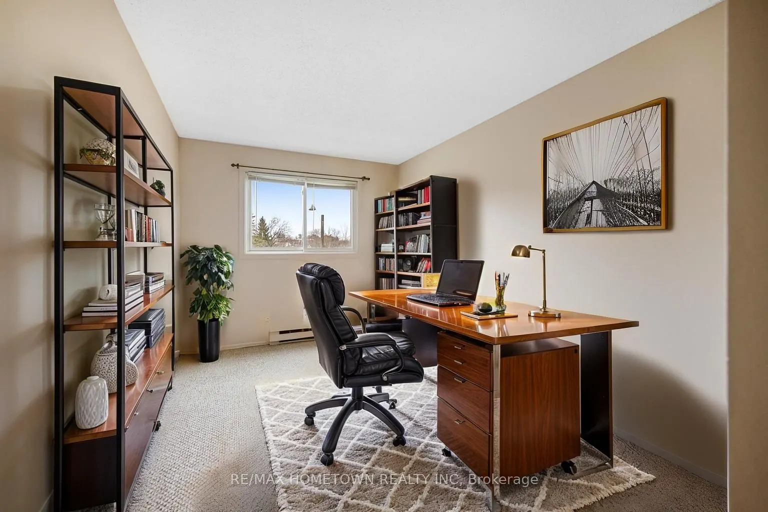 6 Charlotte Place #17