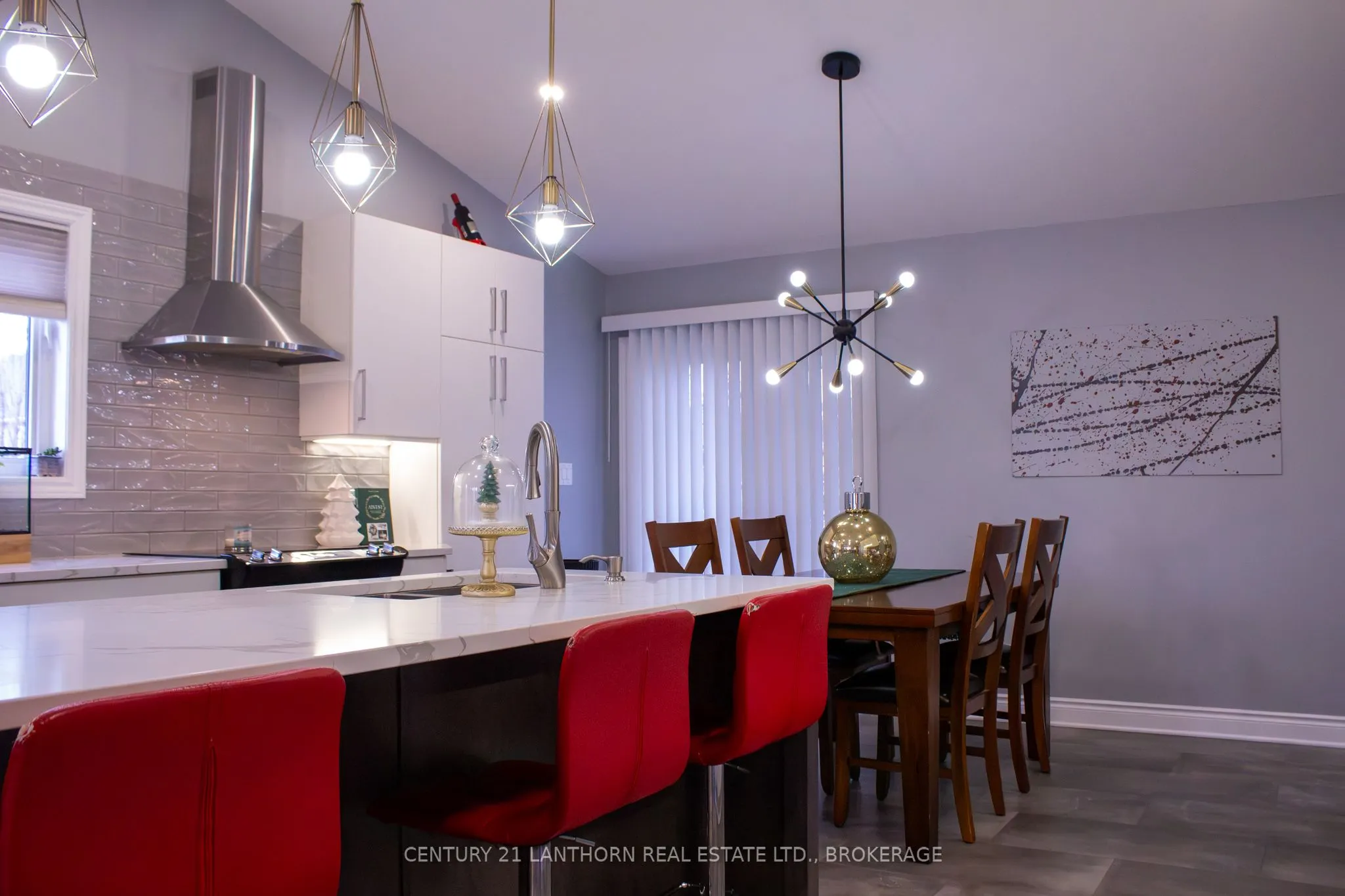 1500 Crimson Crescent