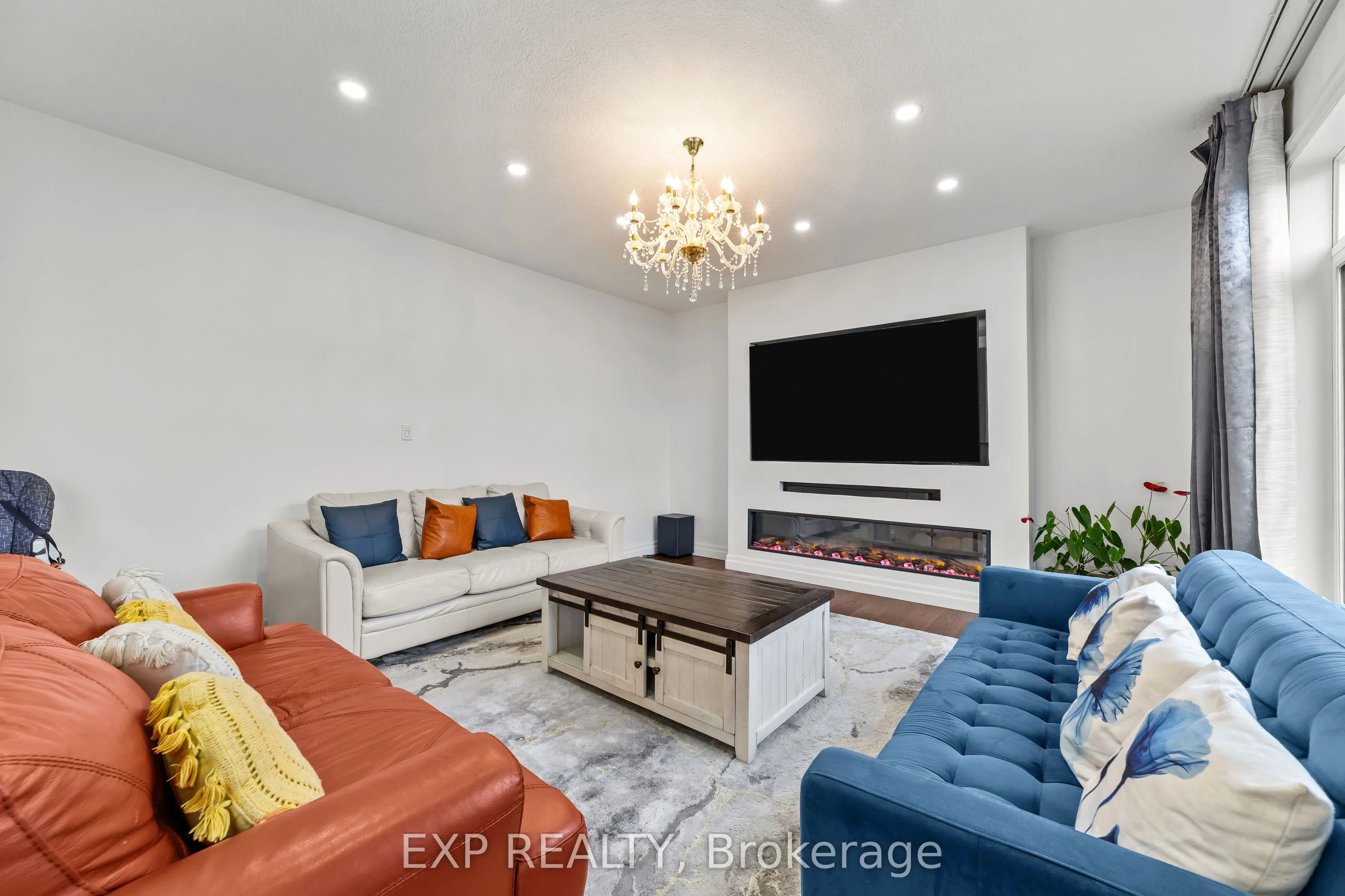 222 Boardwalk Way