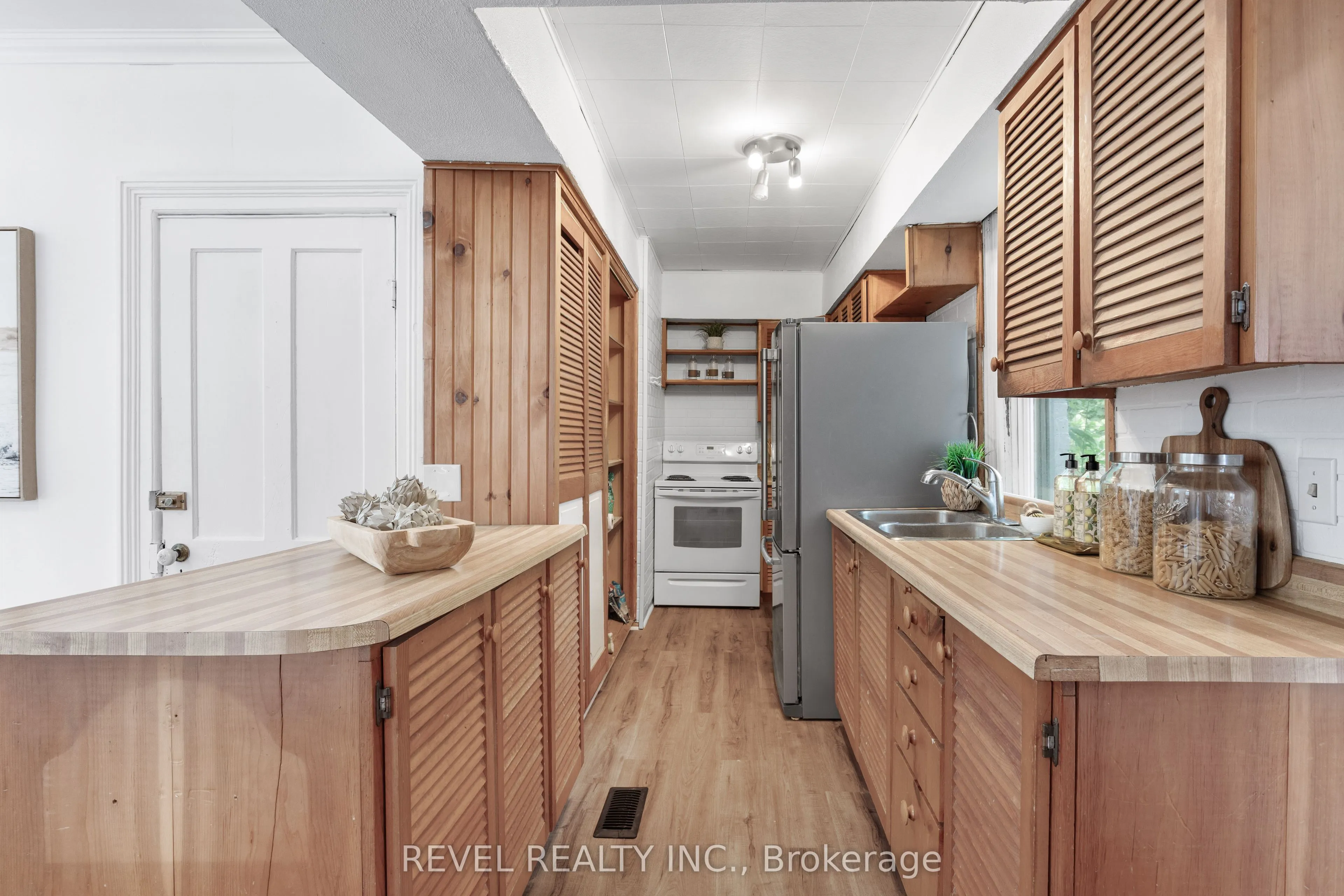 399 Eldon Road