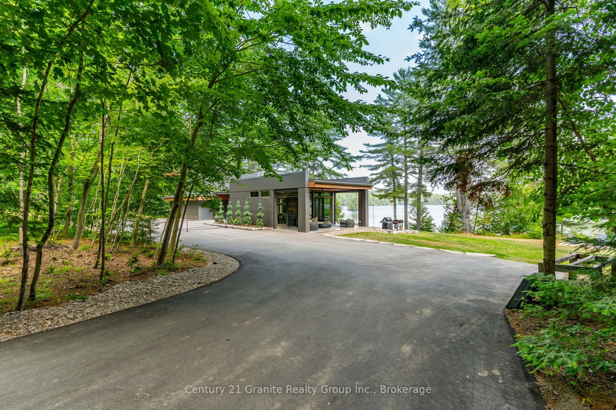 1085 Grace Road