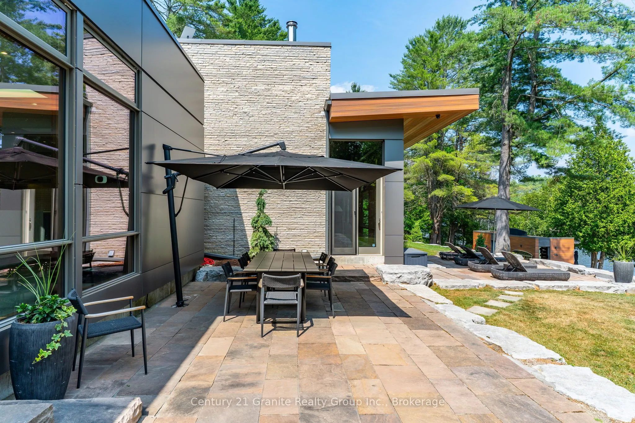 1085 Grace Road