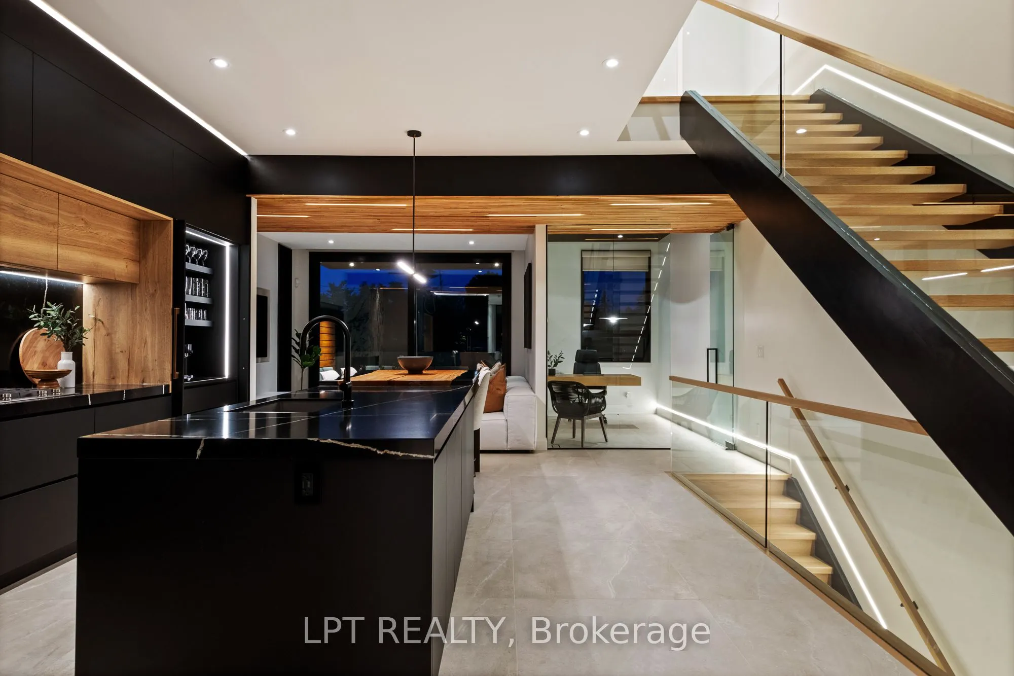 322 PERRIER Avenue