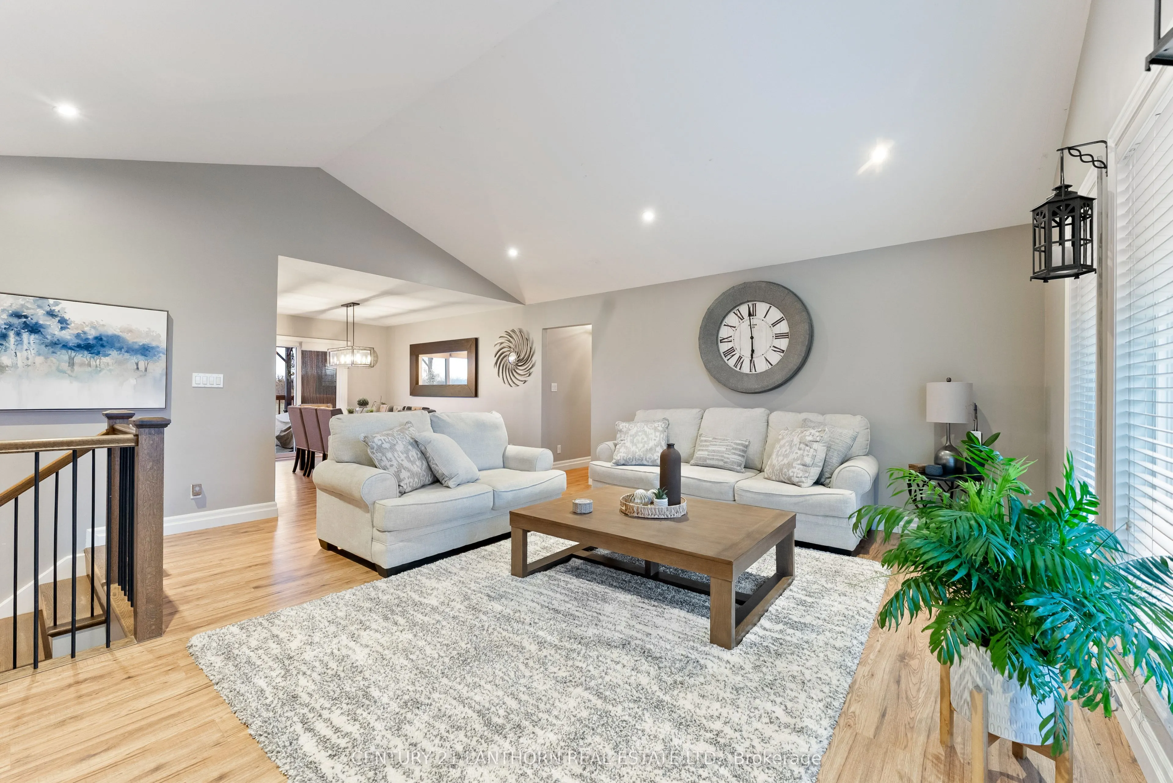 20846 Loyalist Parkway