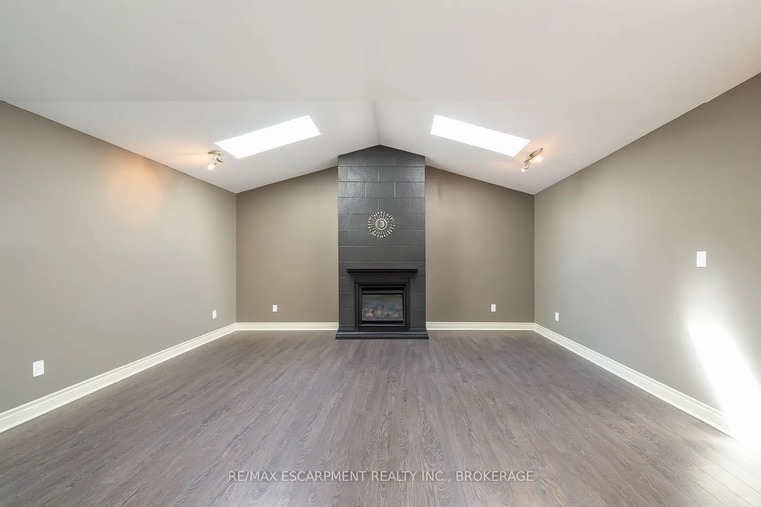 3829 Northwood Drive