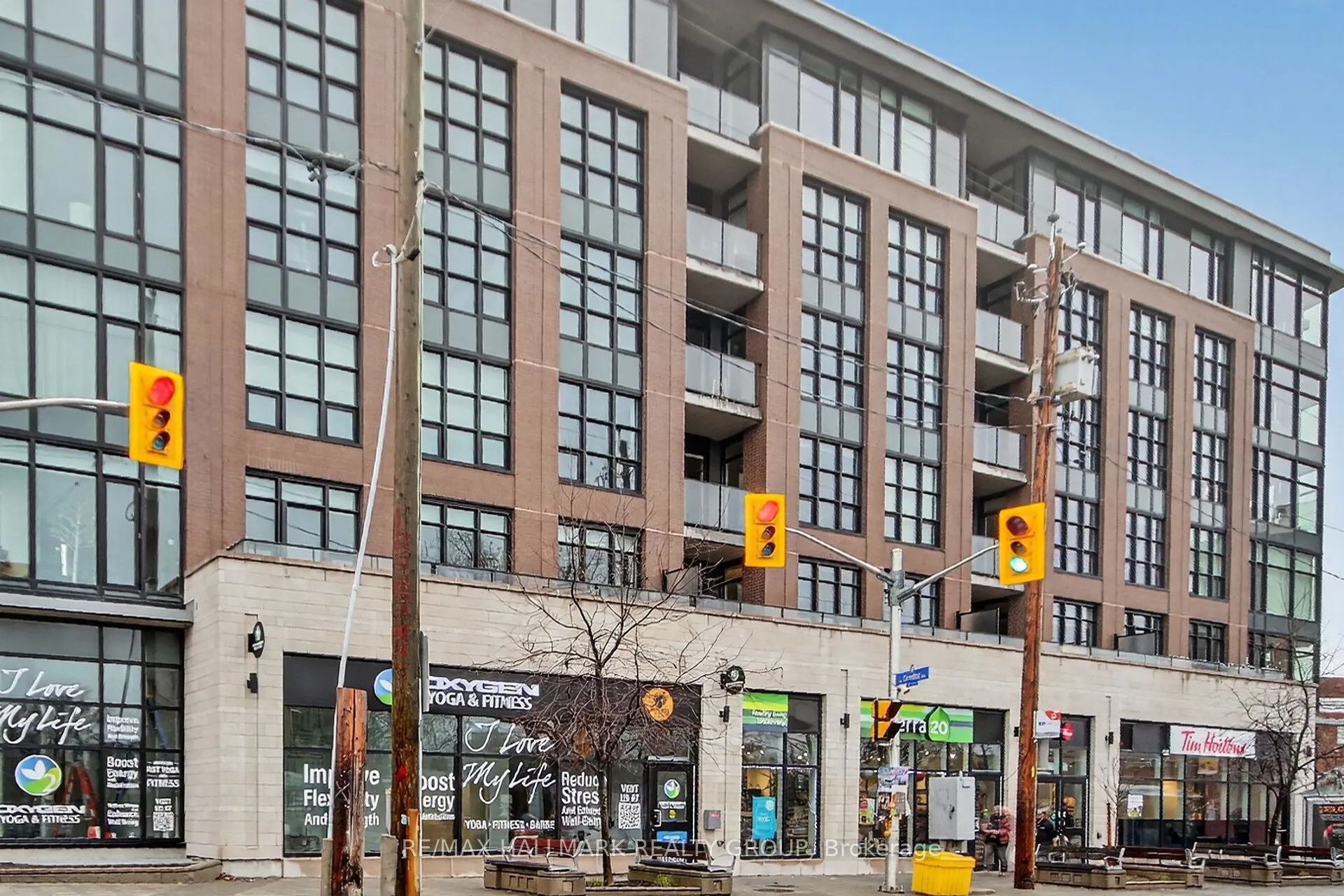10 Rosemount Avenue #503