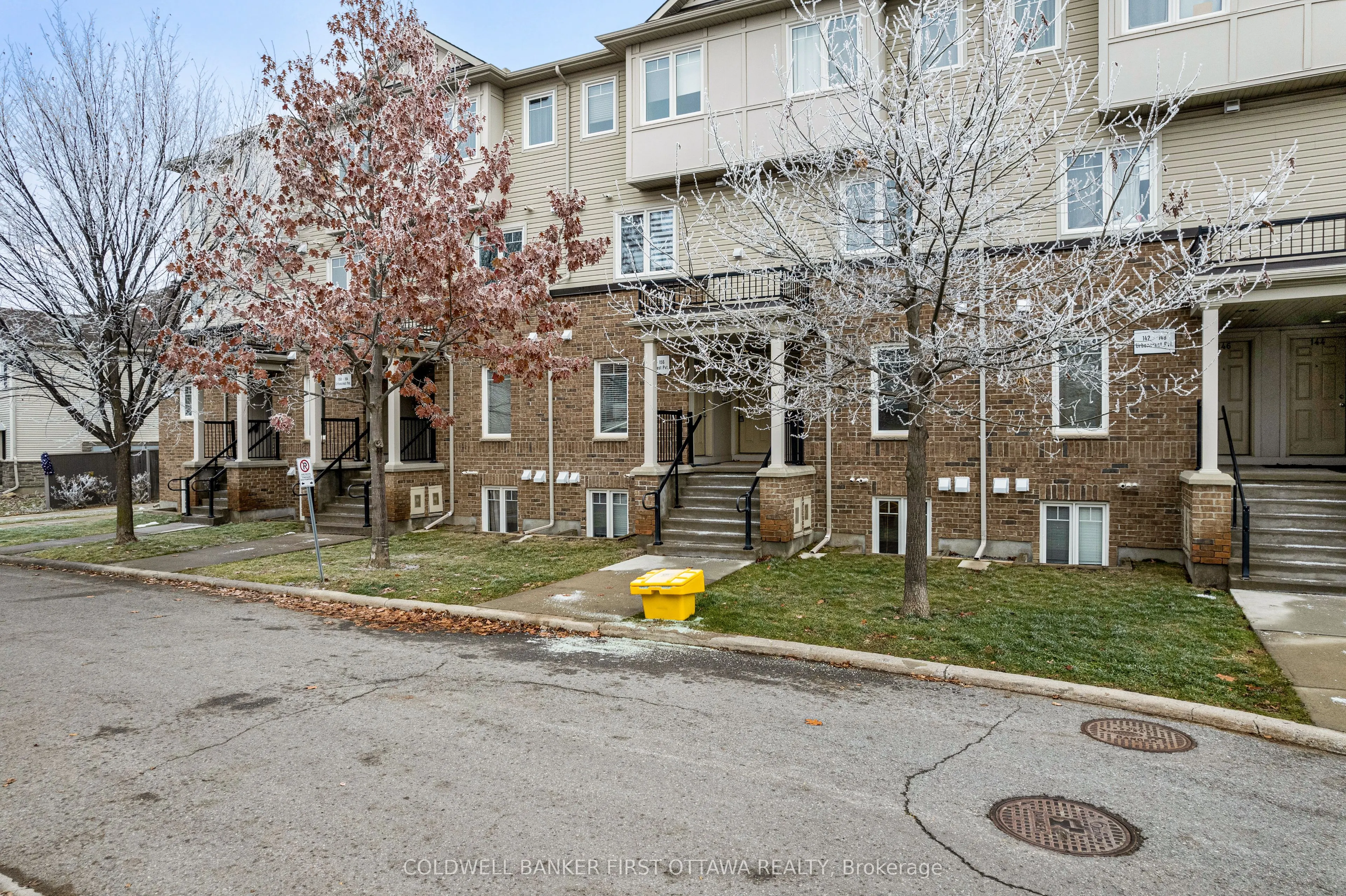 150 Urbancrest Private #182