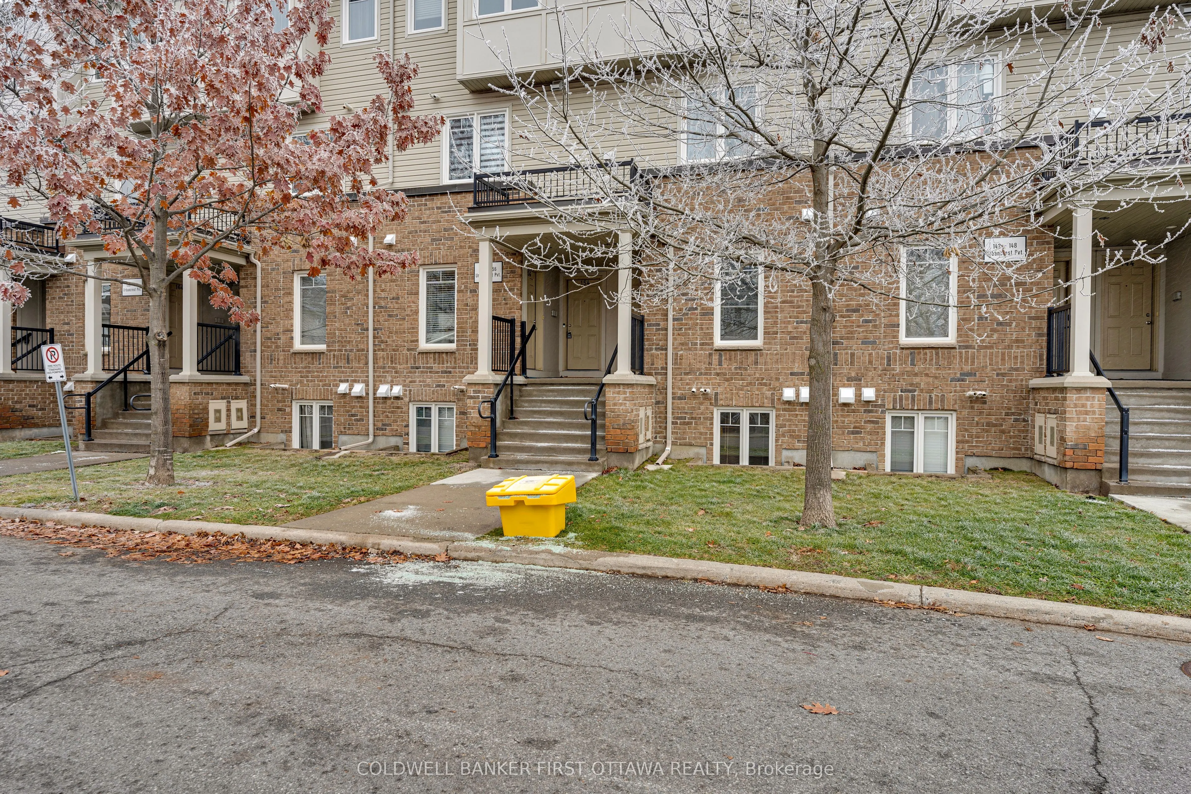 150 Urbancrest Private #182
