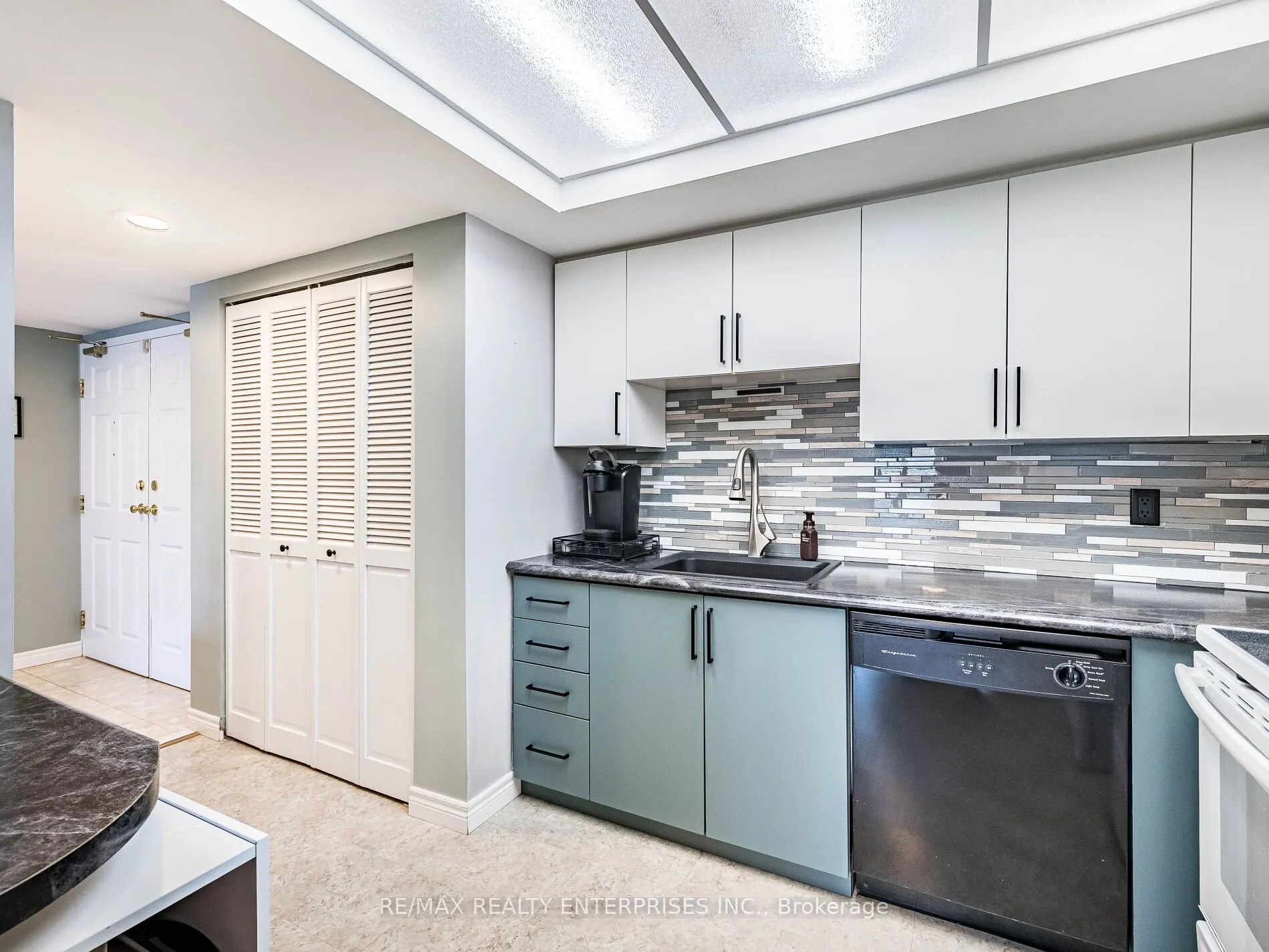 3267 King Street E #105