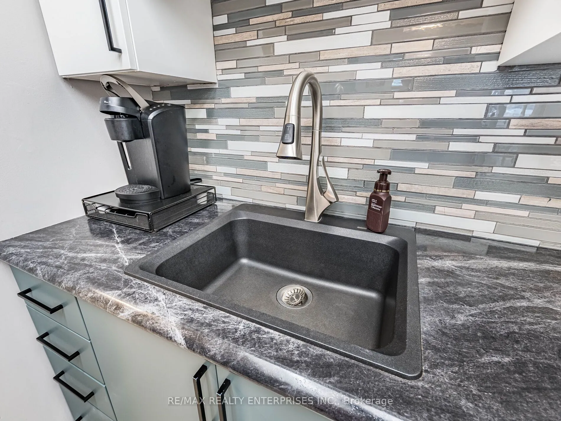 3267 King Street E #105