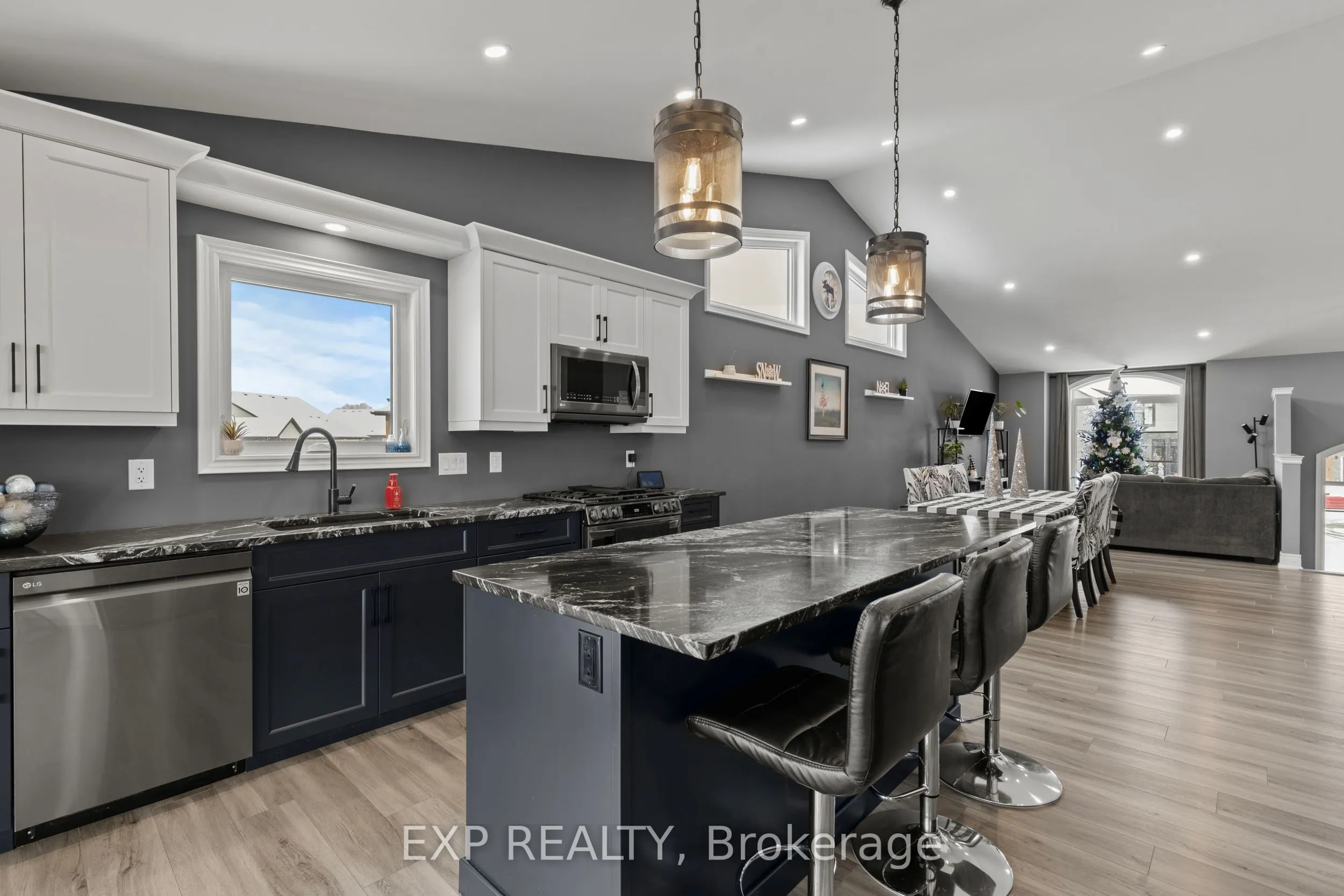 2756 Arrowsmith Court