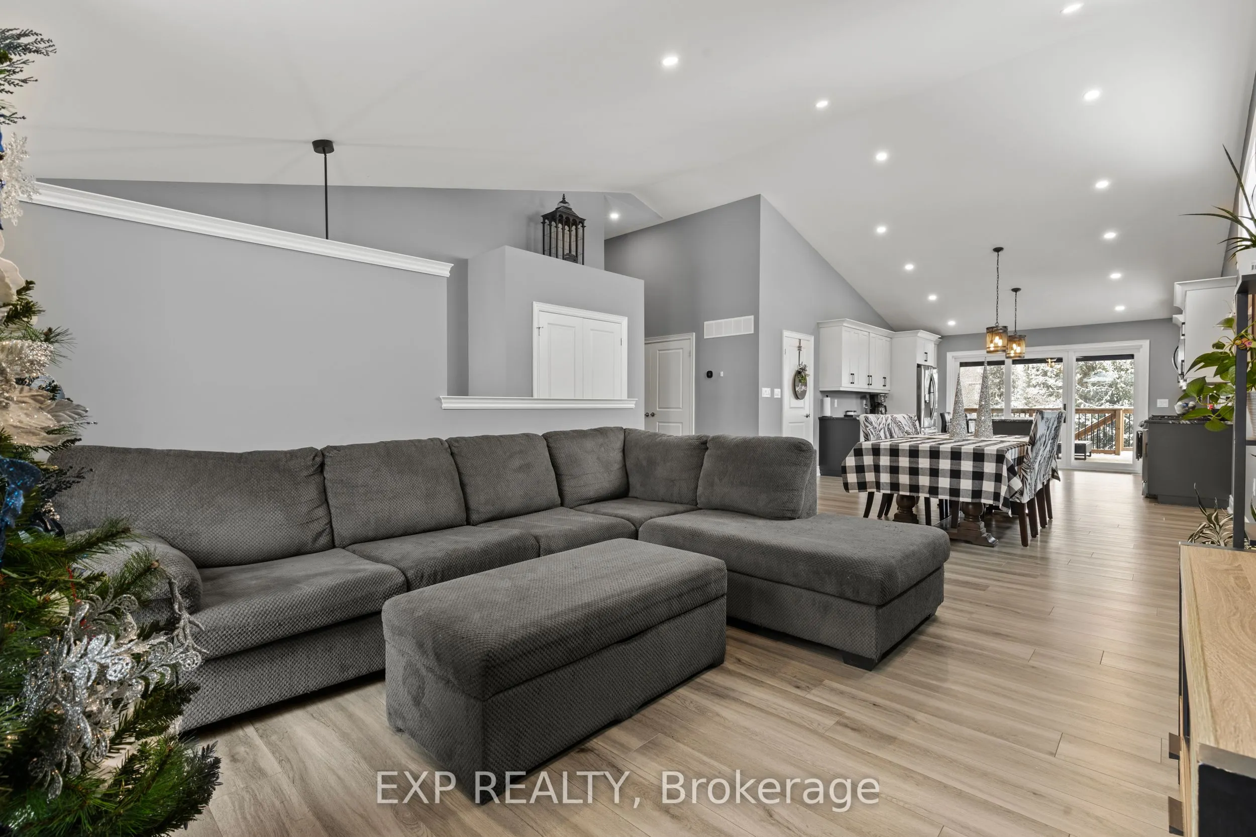 2756 Arrowsmith Court