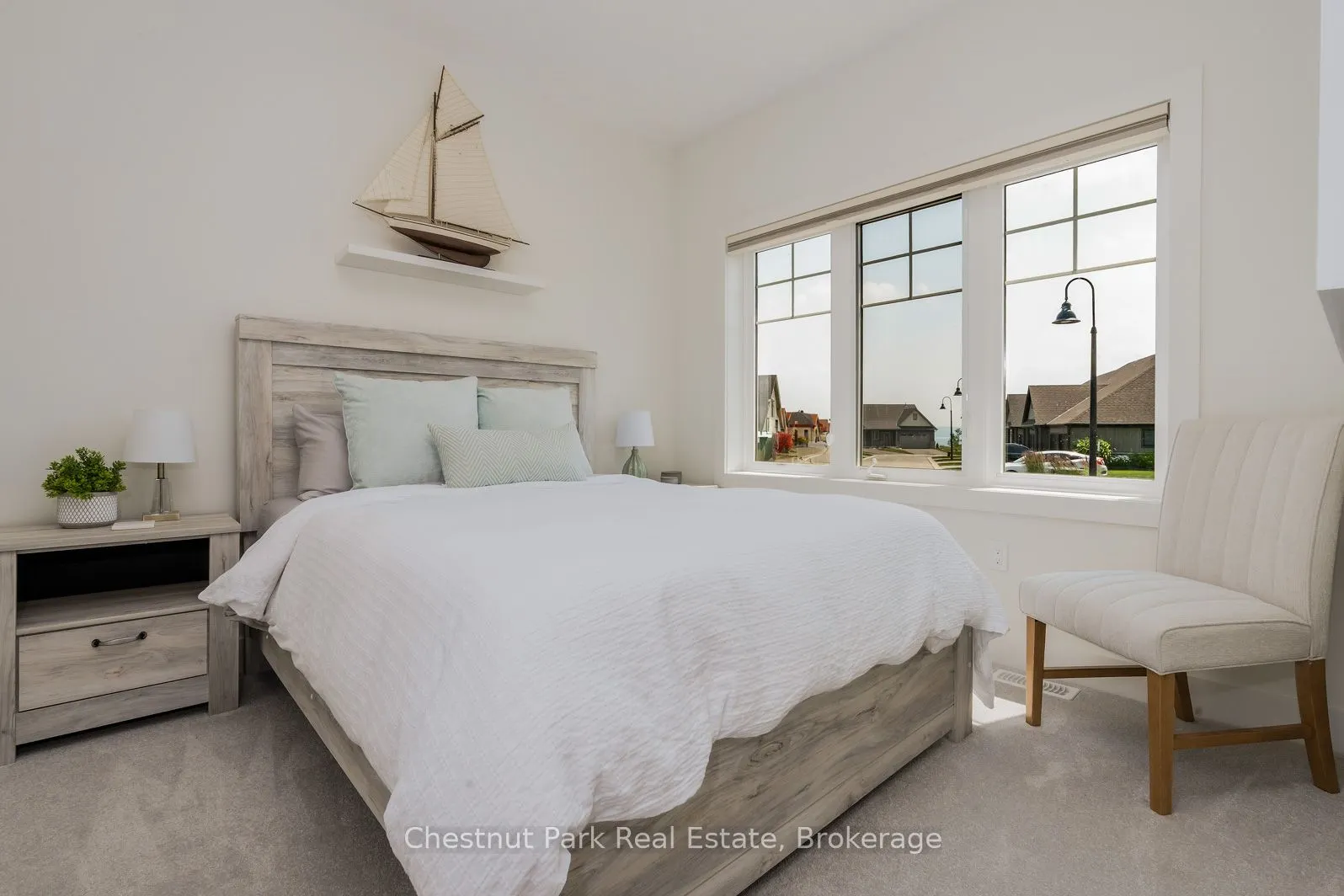 161 Hawthorn Crescent #33
