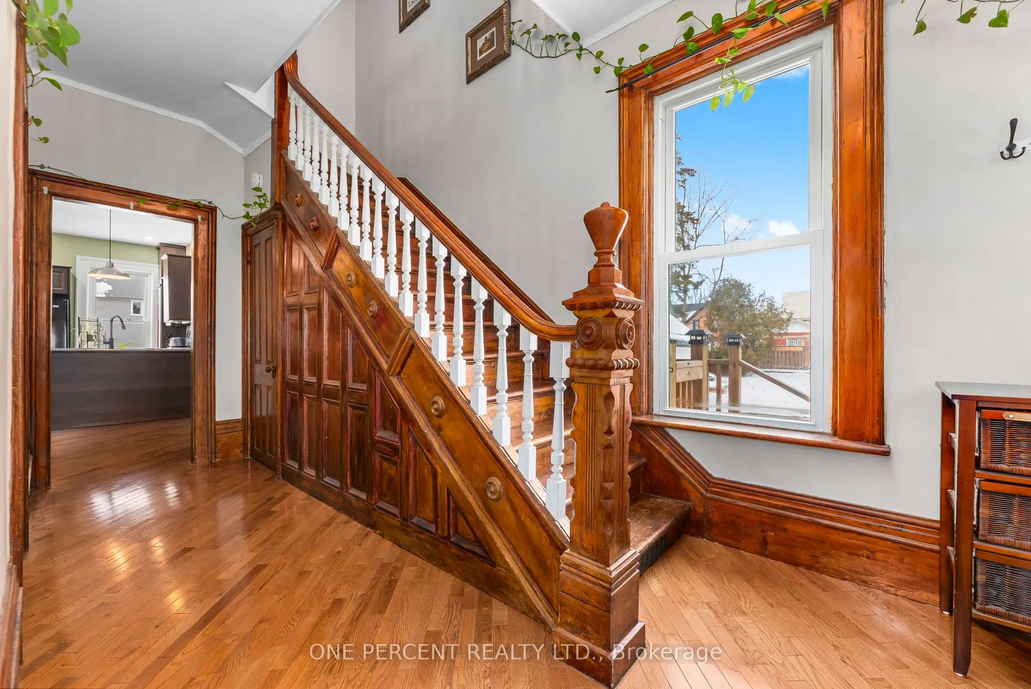 100 Nappadale Street