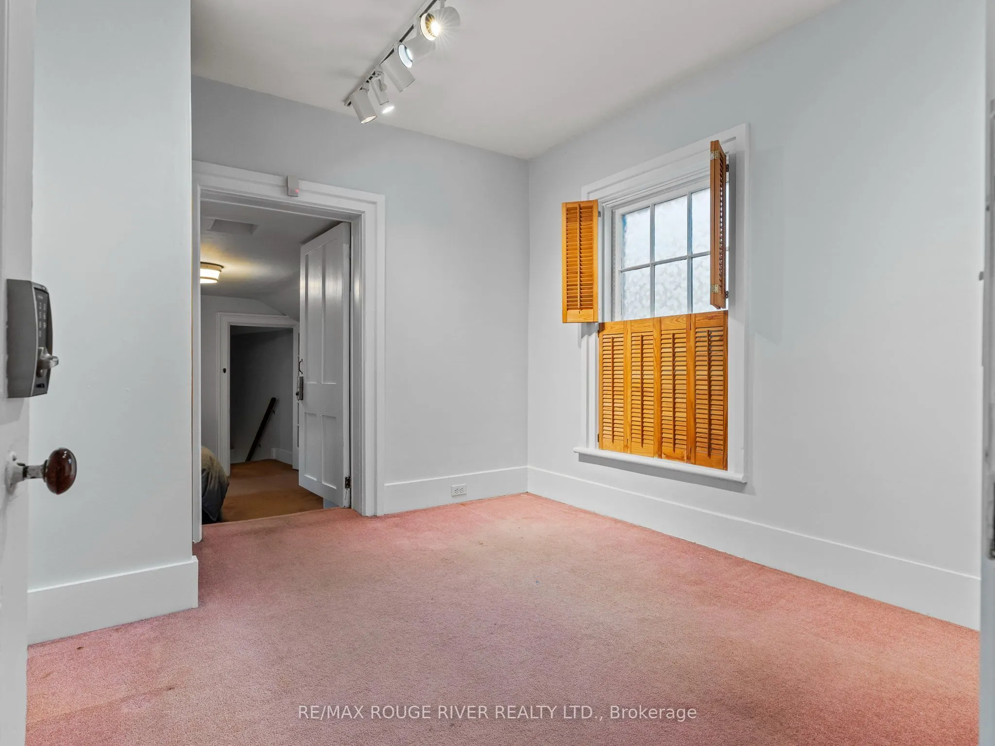141 Walton Street