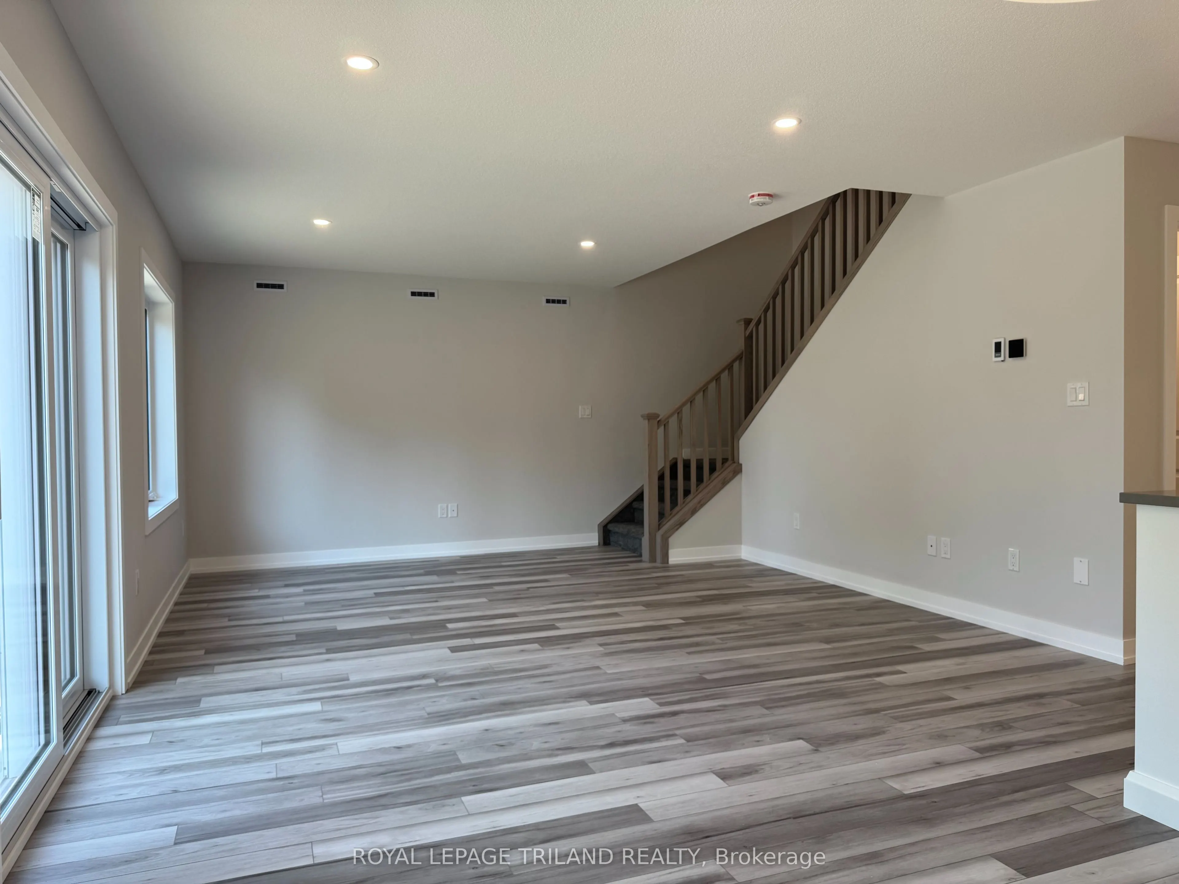 163 STYLES Drive