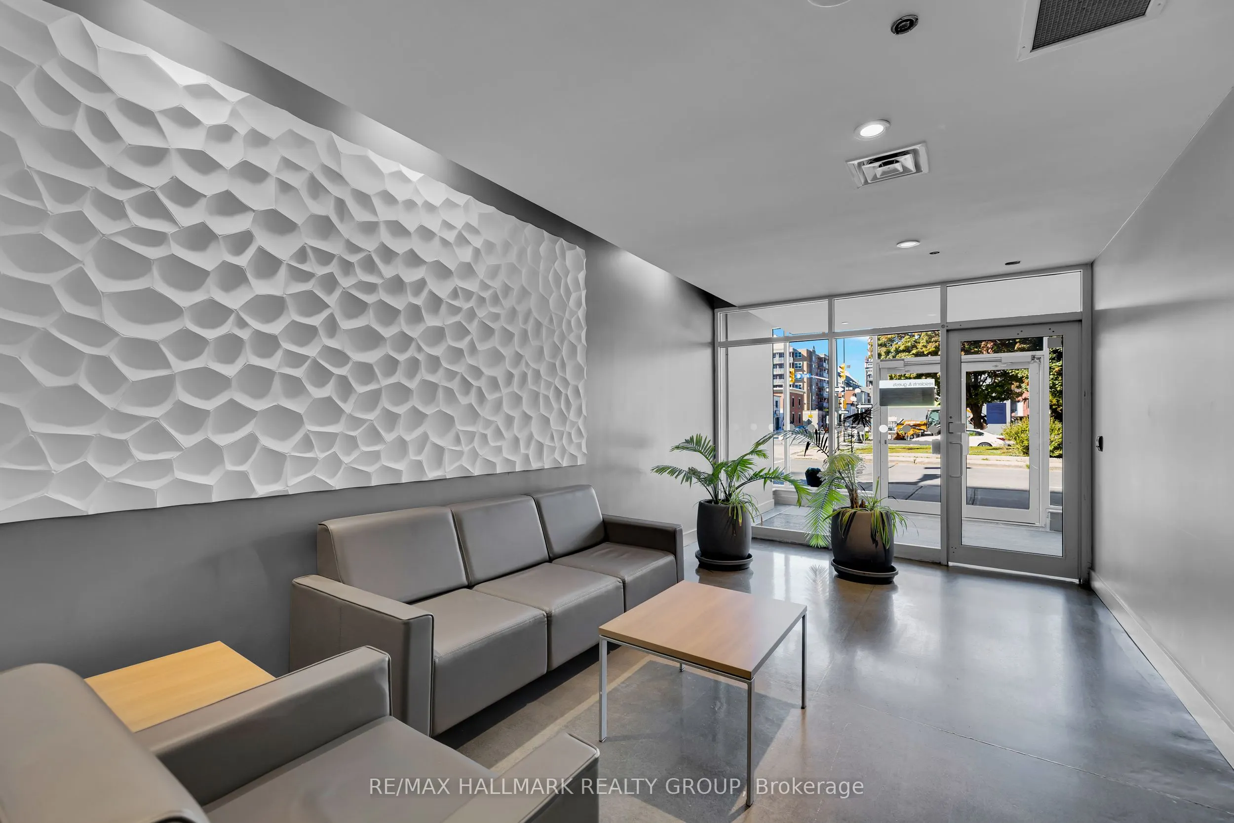 180 York Street #210