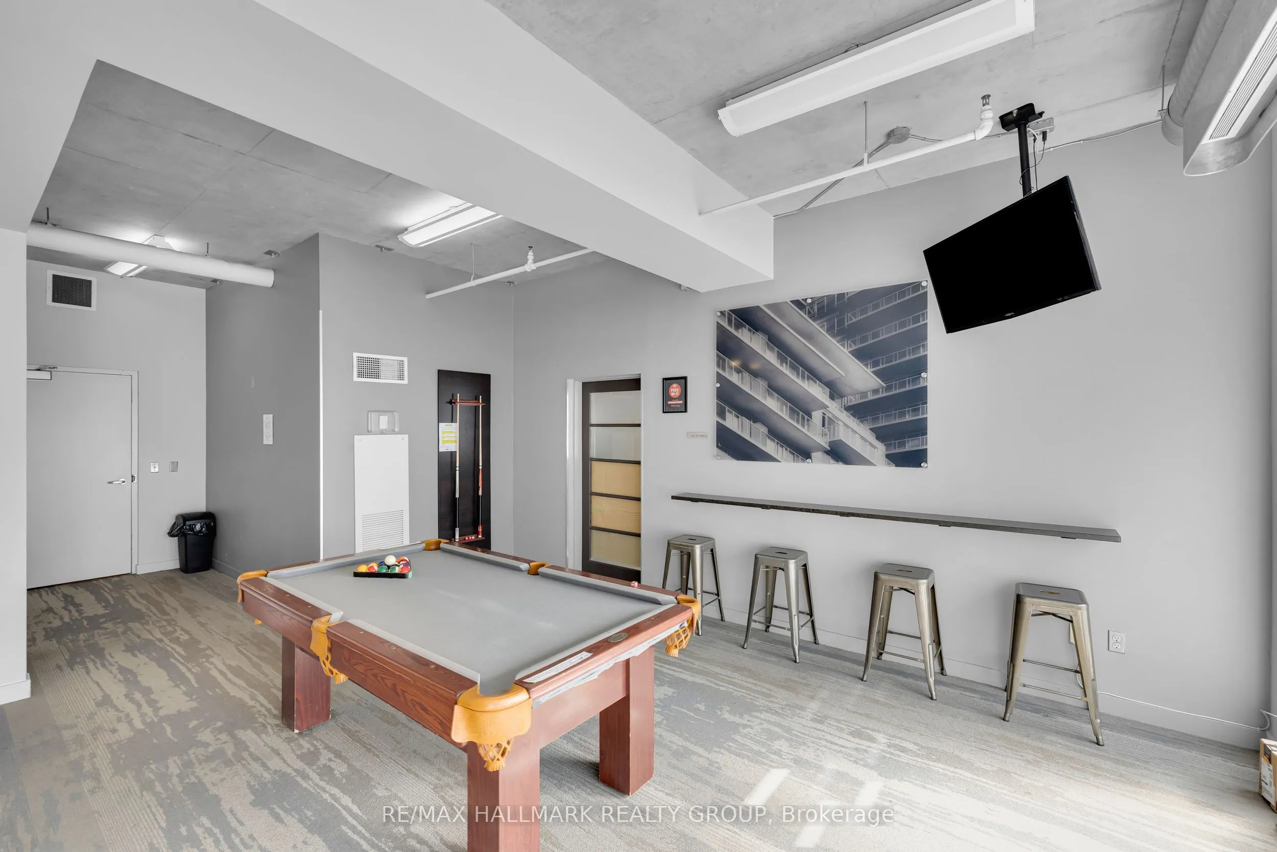 180 York Street #210