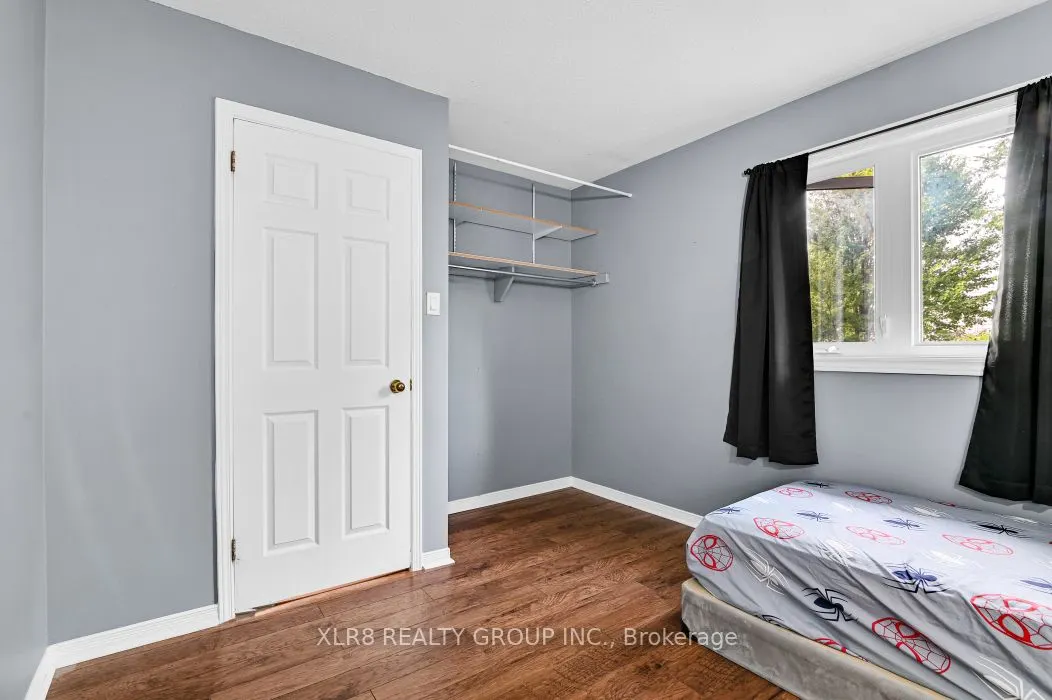 12 John Sidney Crescent